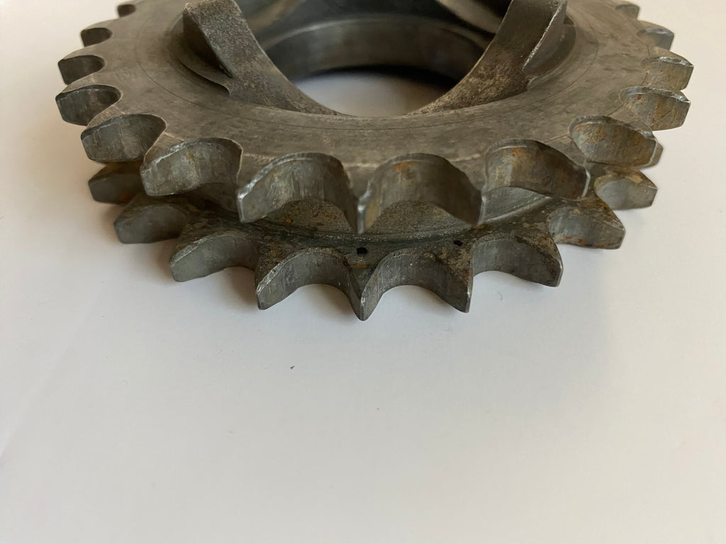 Pignon 24 dents transmission primaire Big Twin Harley Davidson REF OEM 40269-85