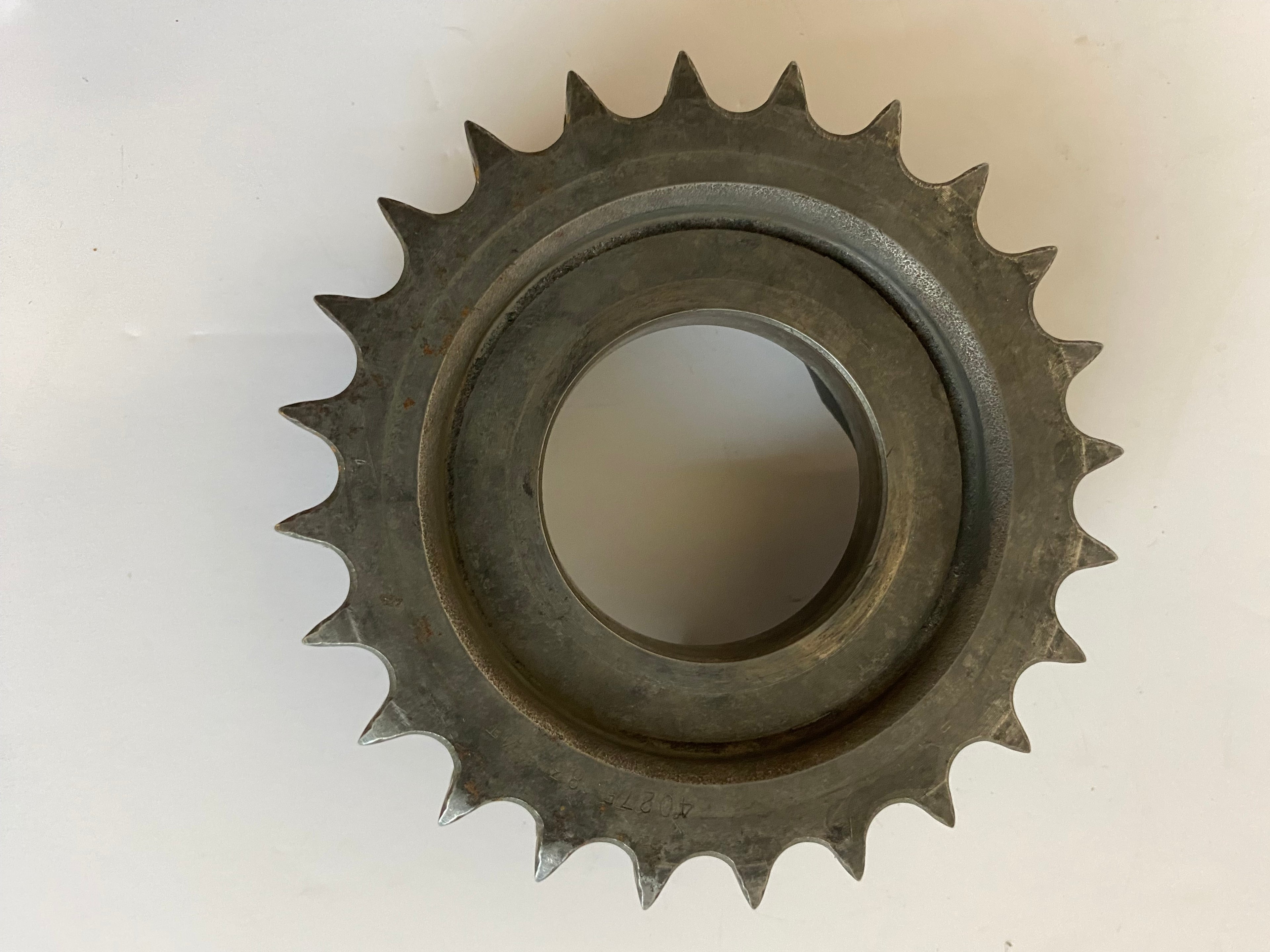 Pignon 24 dents transmission primaire Big Twin Harley Davidson REF OEM 40269-85