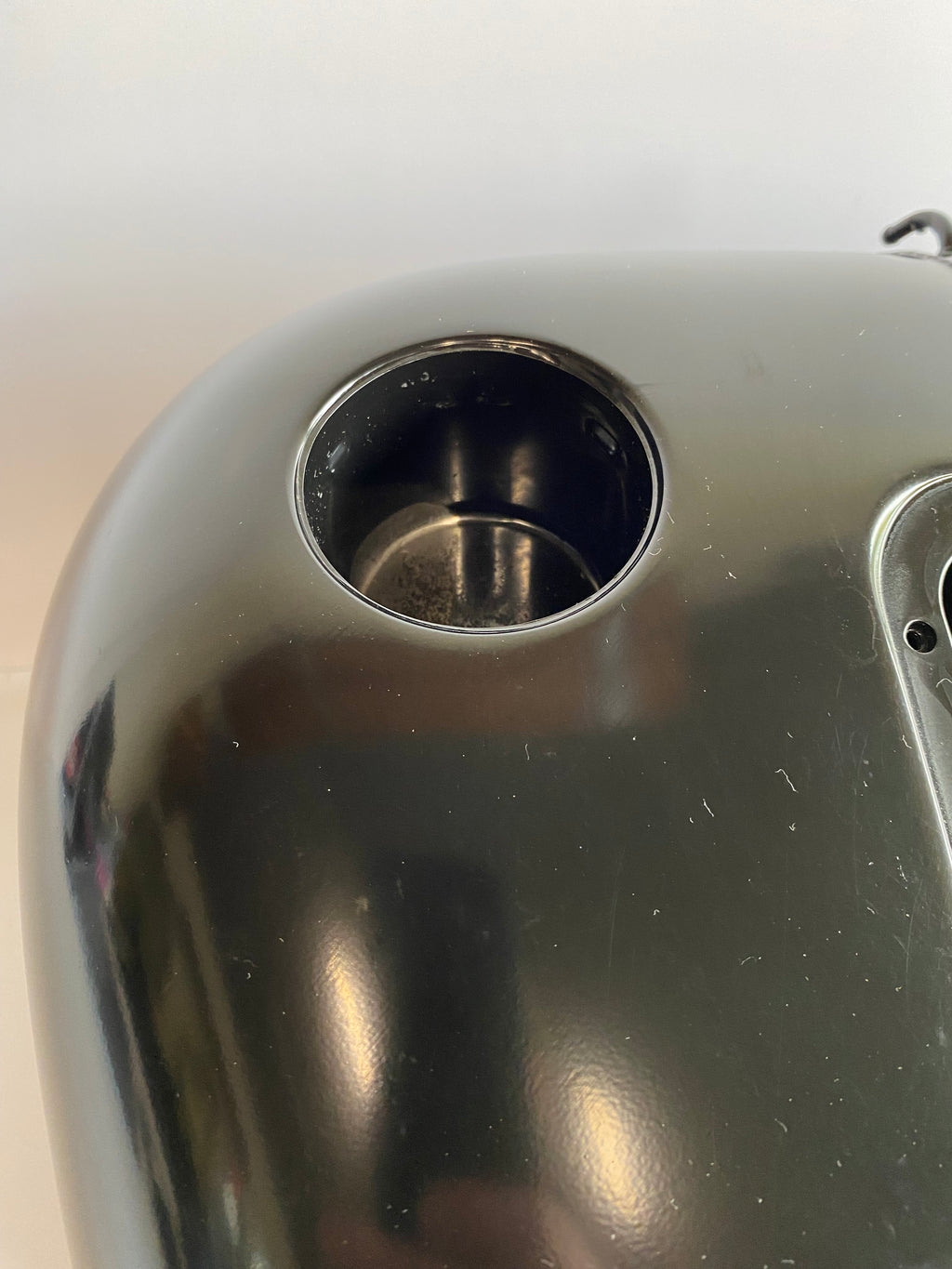 Harley Davidson Softail Fuel Tank REF OEM 61625-08