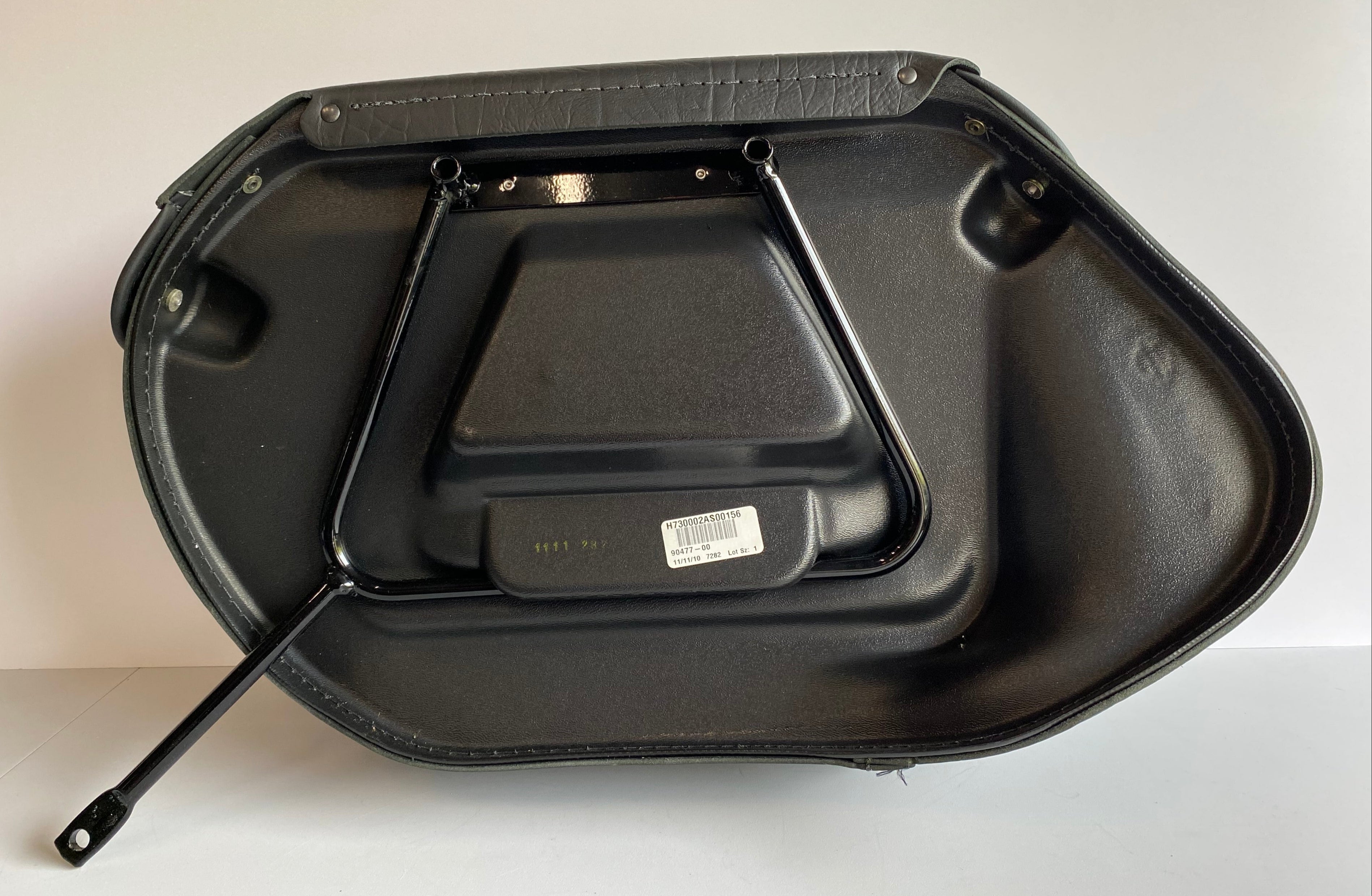 Sacoche droite Softail Héritage Harley Davidson REF OEM 90477-00