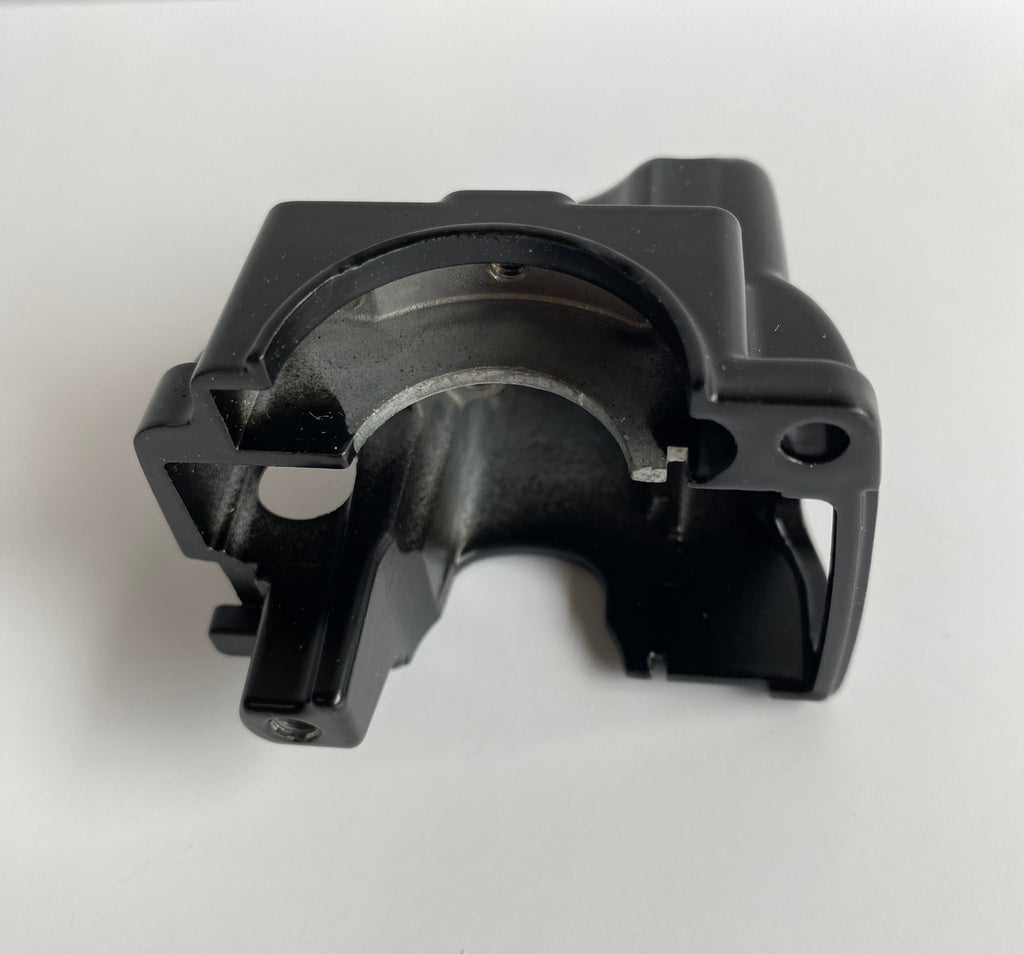 Lower right switch housing Touring Harley Davidson REF OEM 71553-96