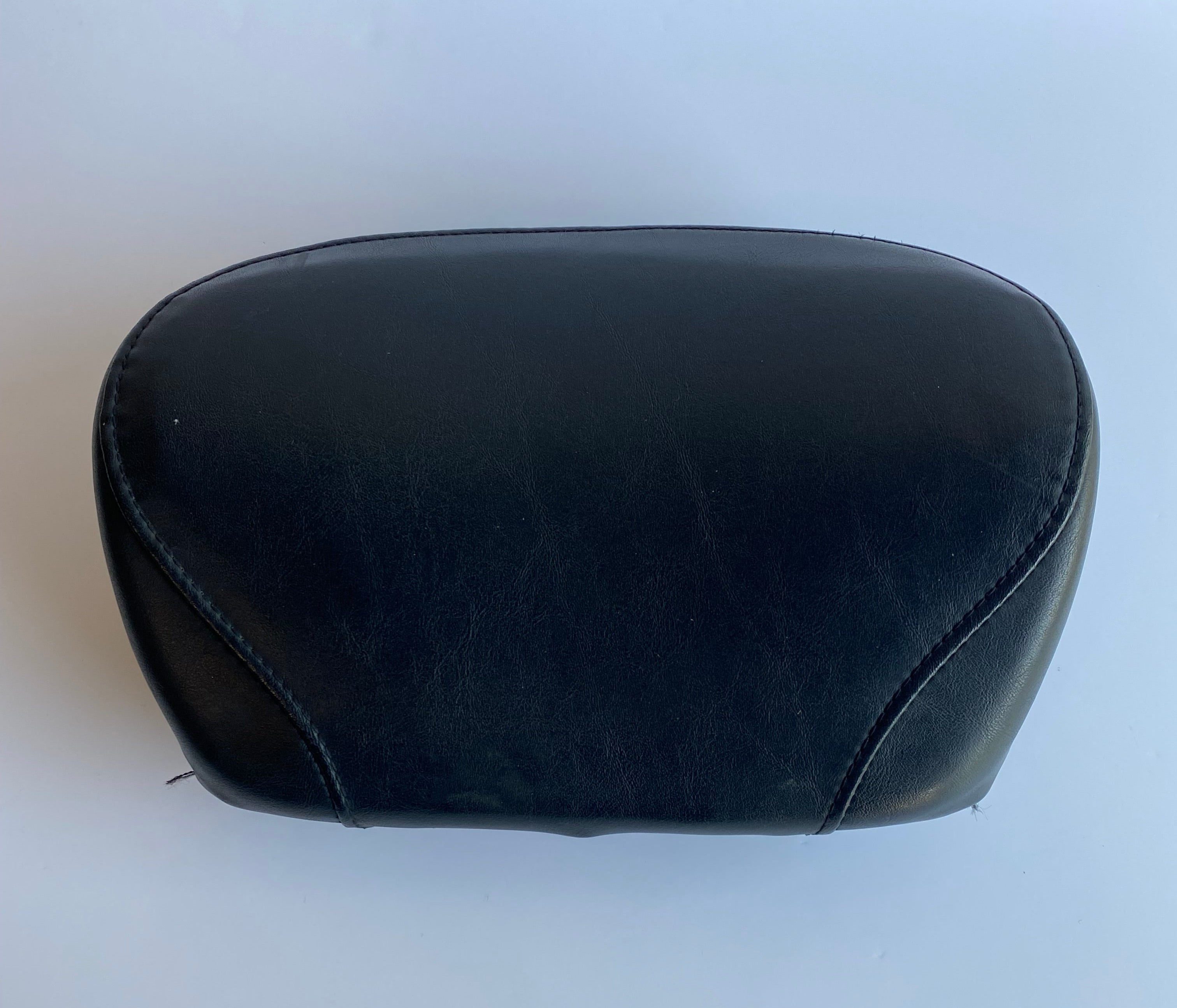 Coussin de sissy bar Harley Davidson REF OEM 51132-98
