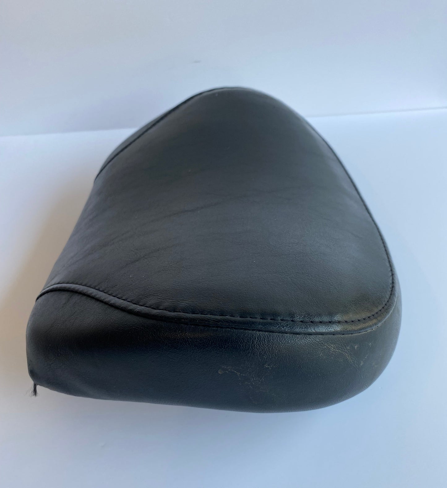 Coussin de sissy bar Harley Davidson REF OEM 51132-98