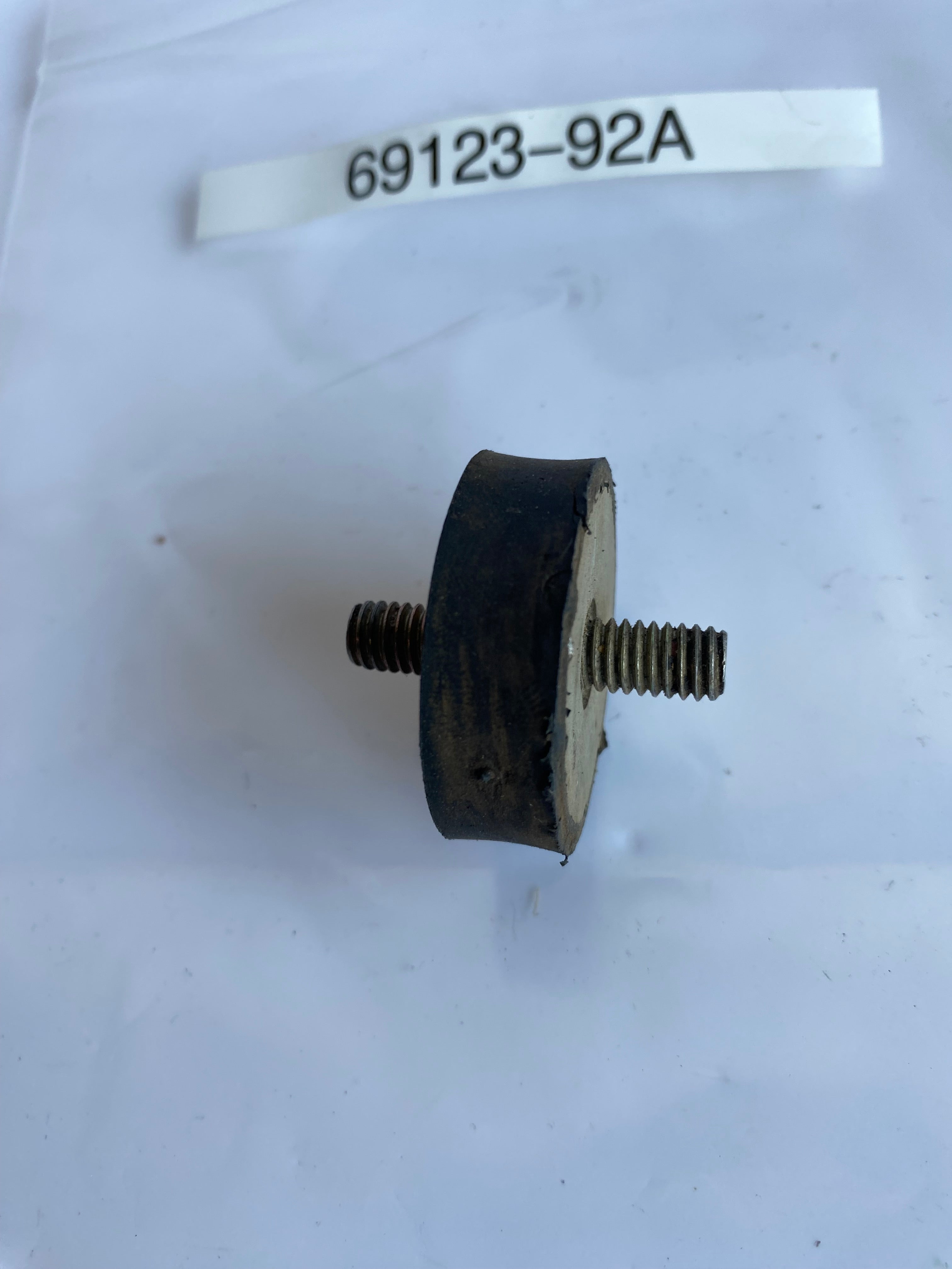Silent bloc klaxon Harley Davidson REF OEM 69123-92A