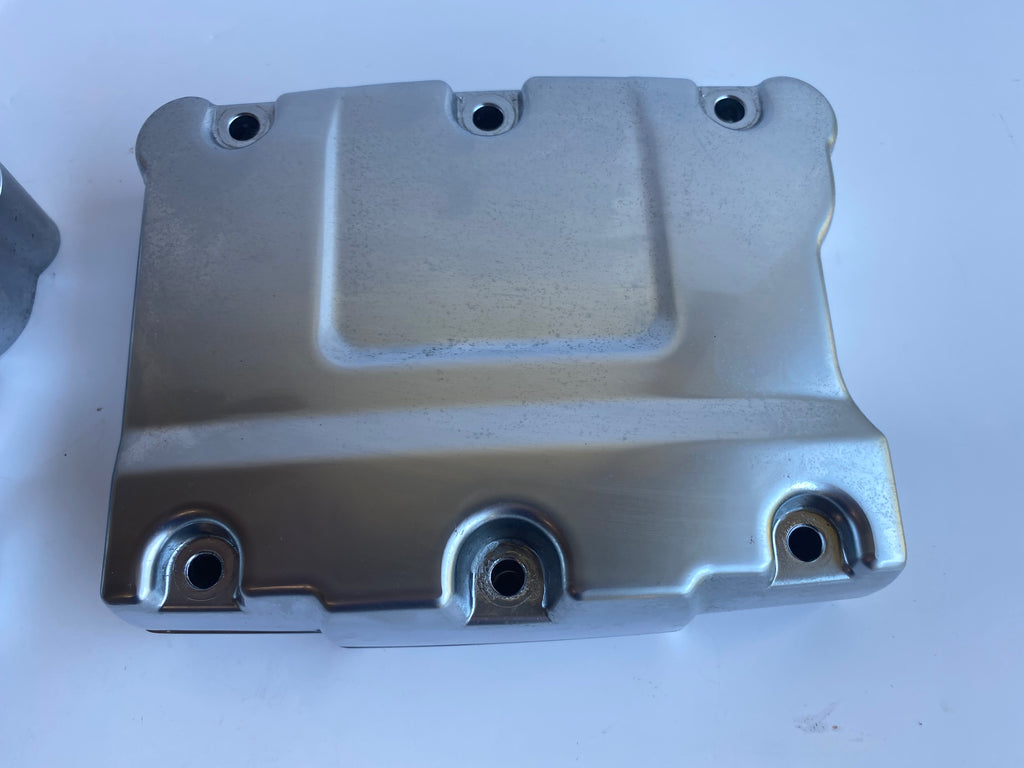 Jeu de caches culbuteurs Chrome Satin Softail Fat Boy Spécial Harley Davidson REF OEM 17587-10 & 17595-10