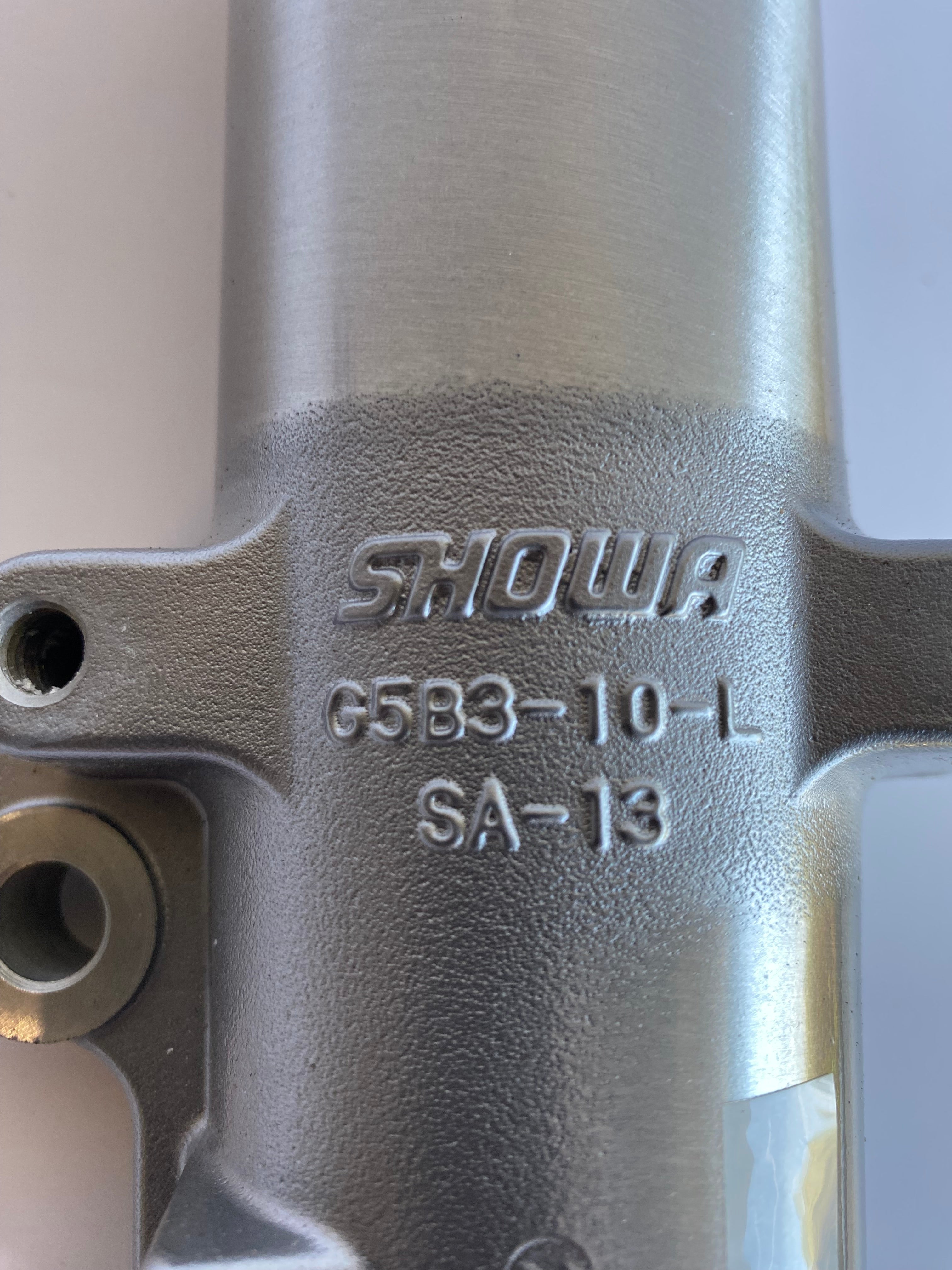 Fourreau de fourche 41mm gauche Harley Davidson REF OEM 46496-00A