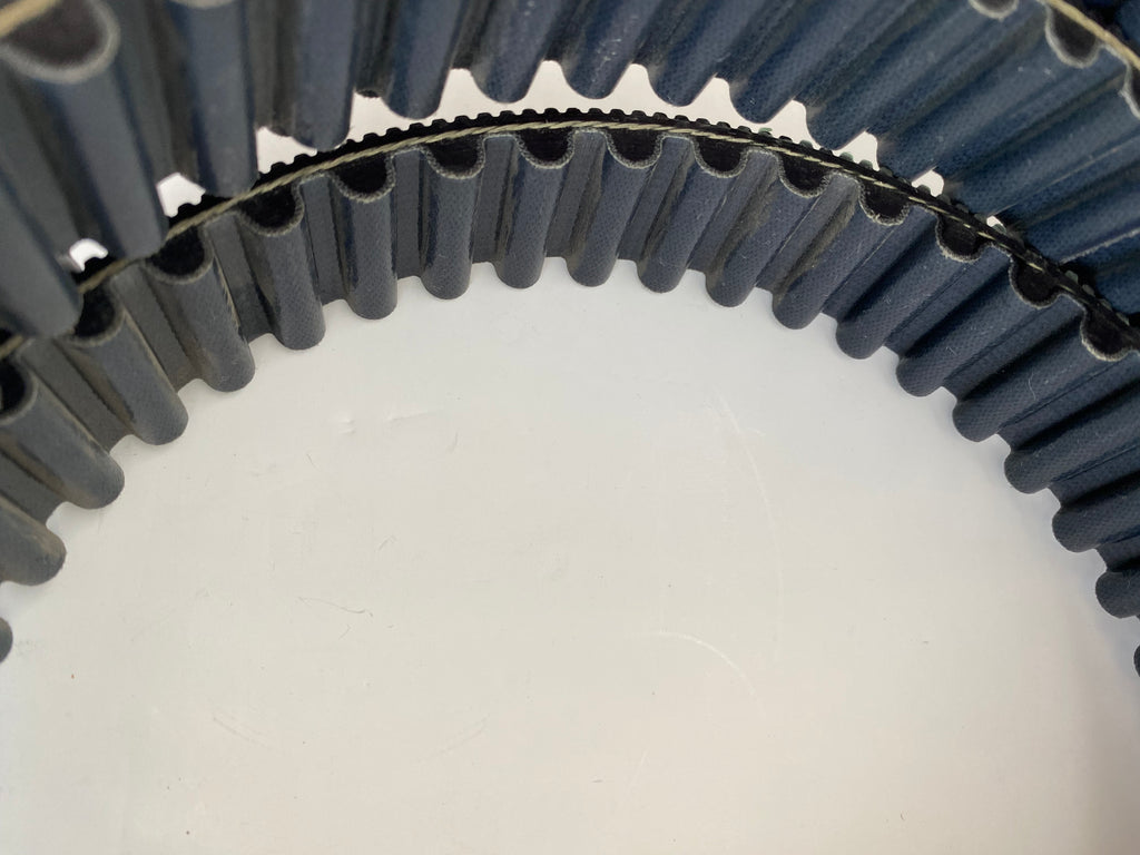 Courroie de transmission secondaire VRSC Harley Davidson REF OEM 40105-04