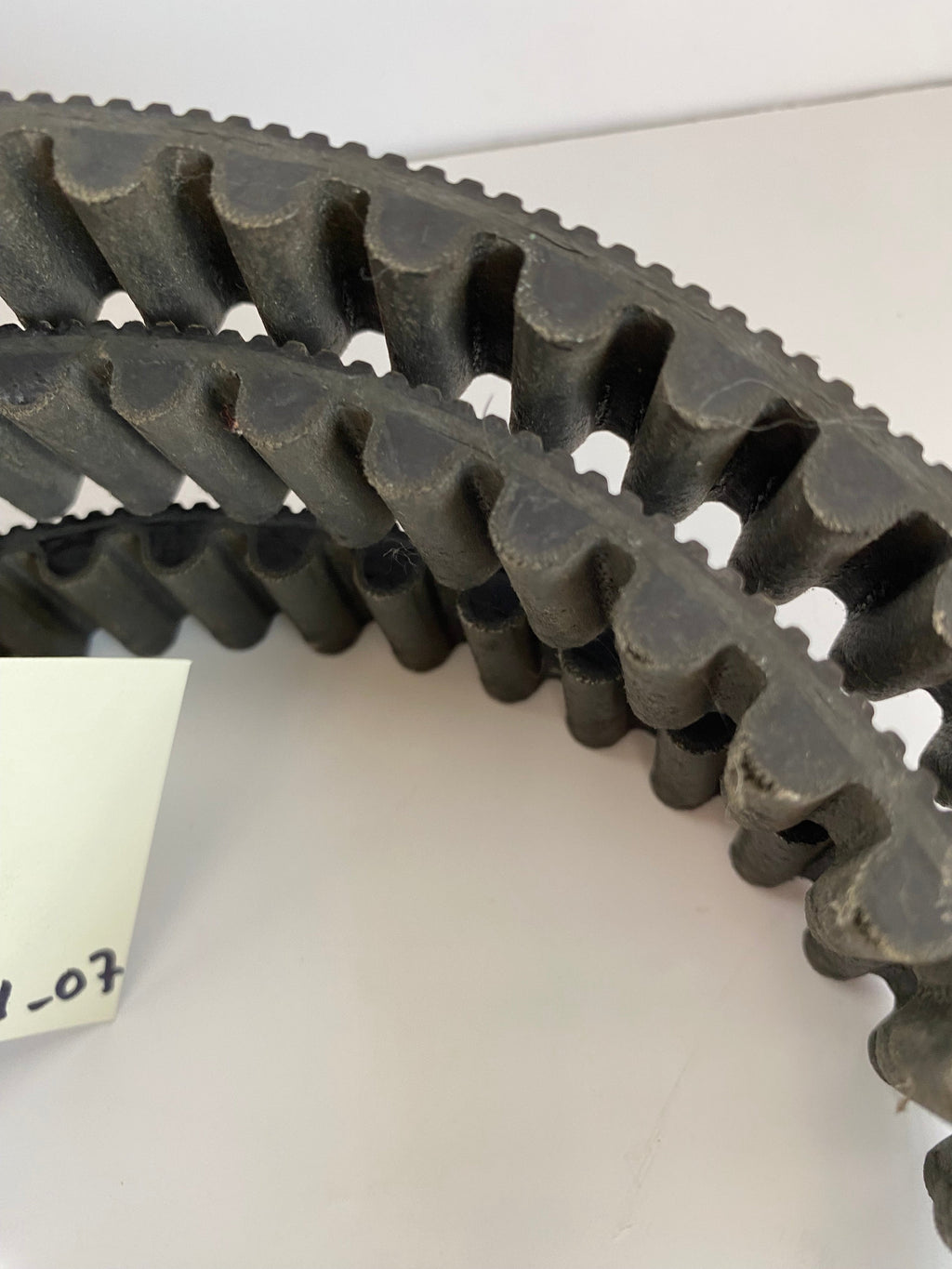 Courroie secondaire 137 dents Harley Davidson REF OEM 40024-07 & 40591-07