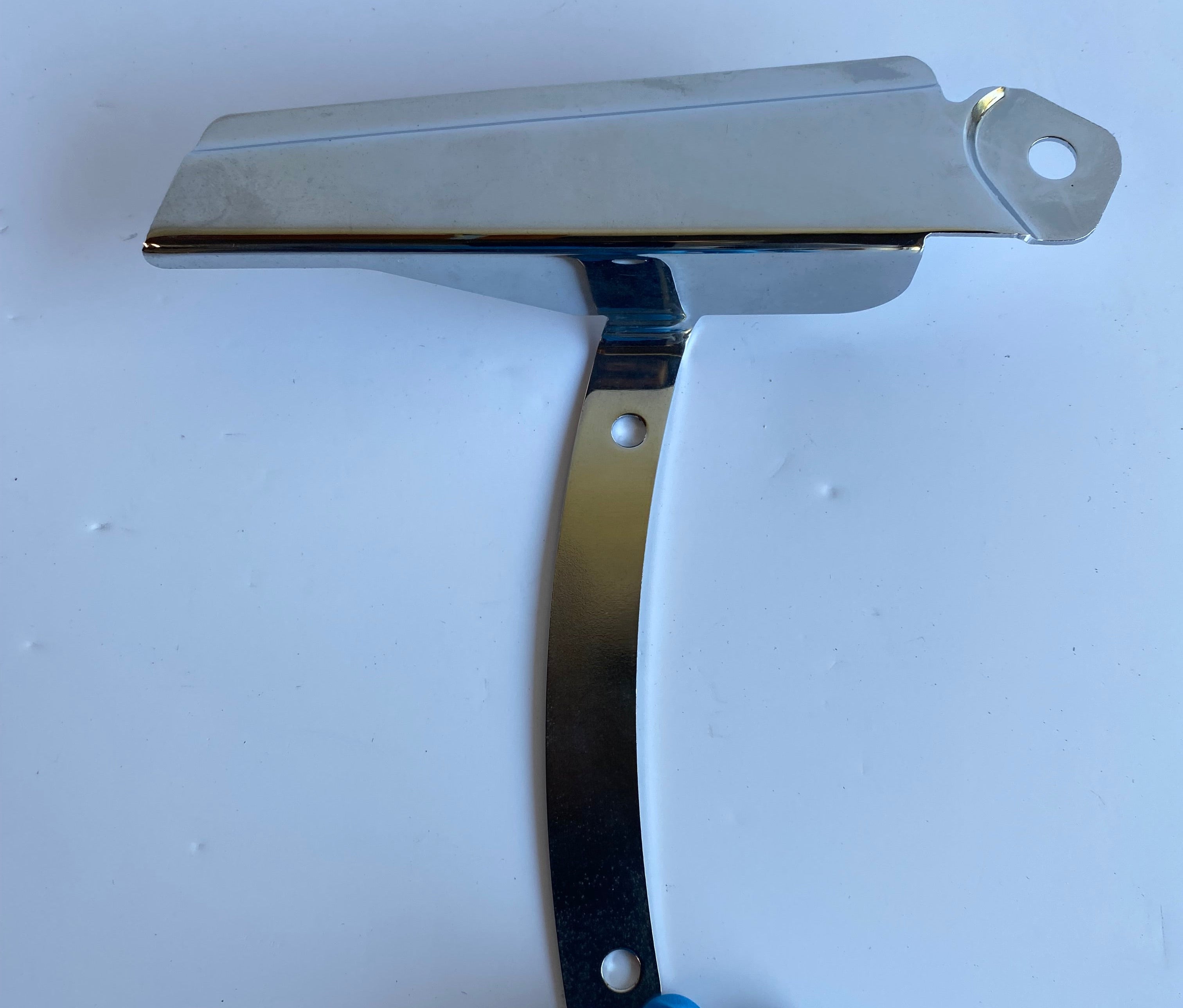 Cache chromé pour pare courroie Softail Rocker FXWC
