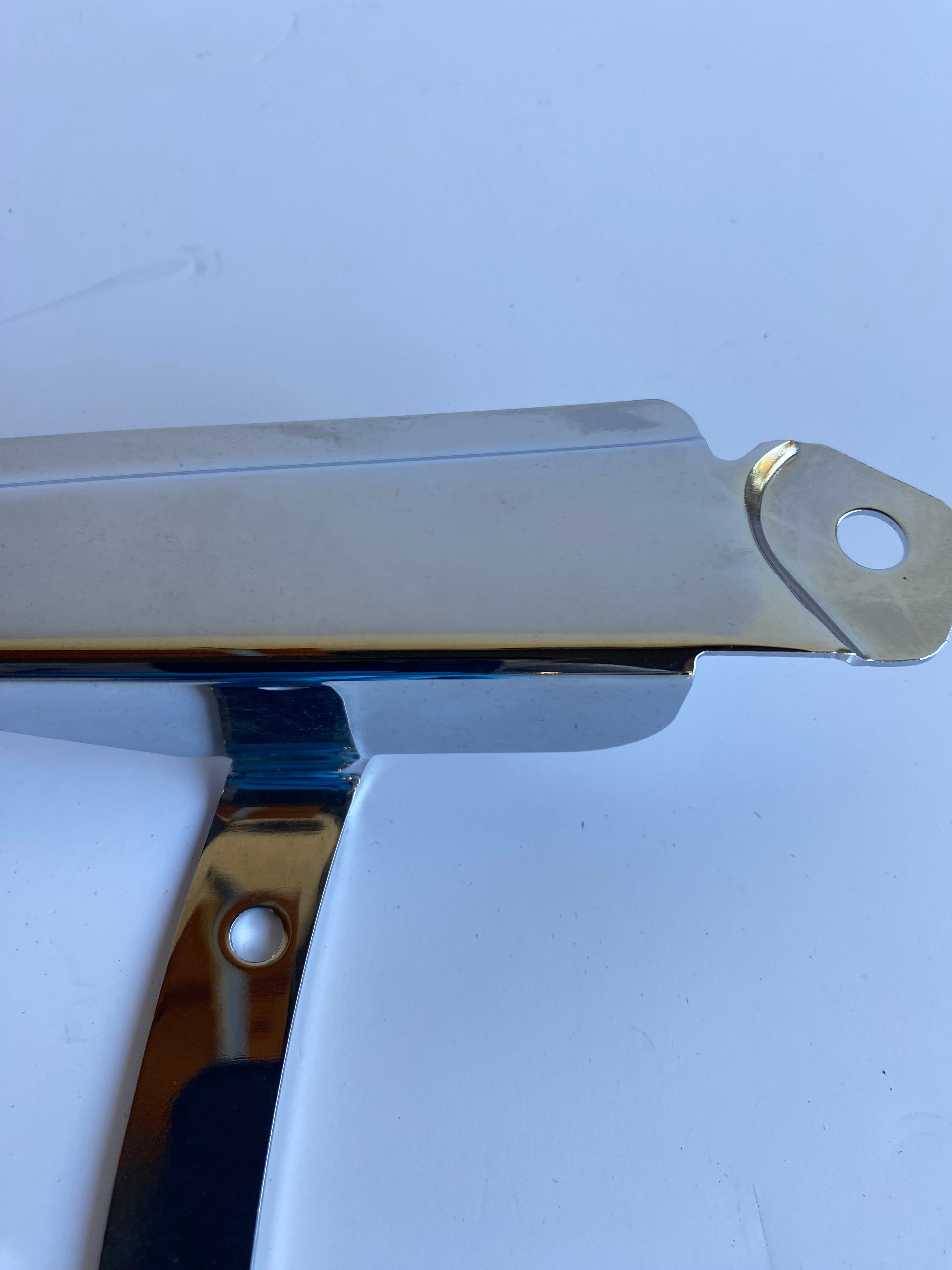 Cache chromé pour pare courroie Softail Rocker FXWC