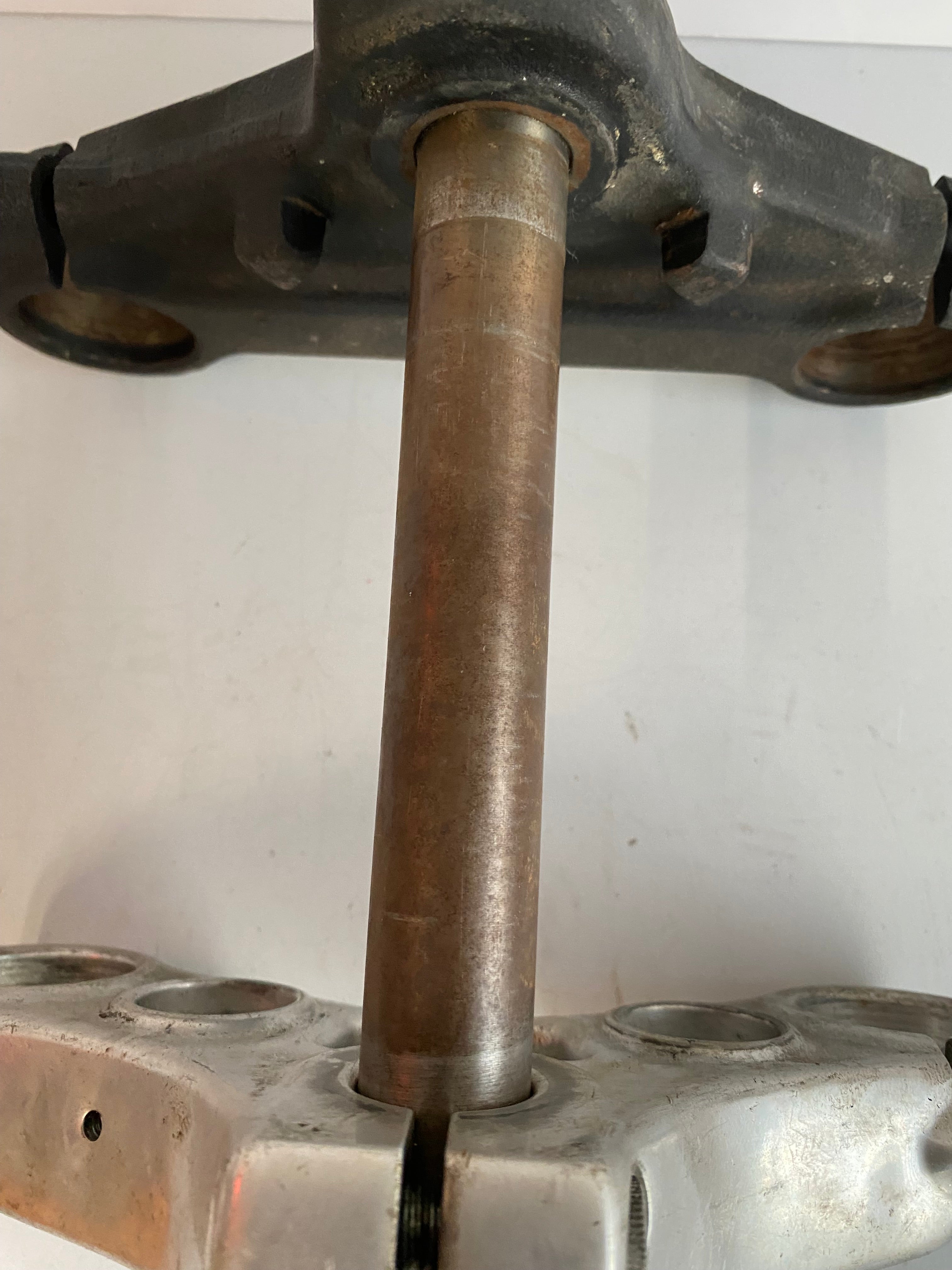 Tés de fourche 39mm Harley Davidson REF 45549-88 & 45739-87