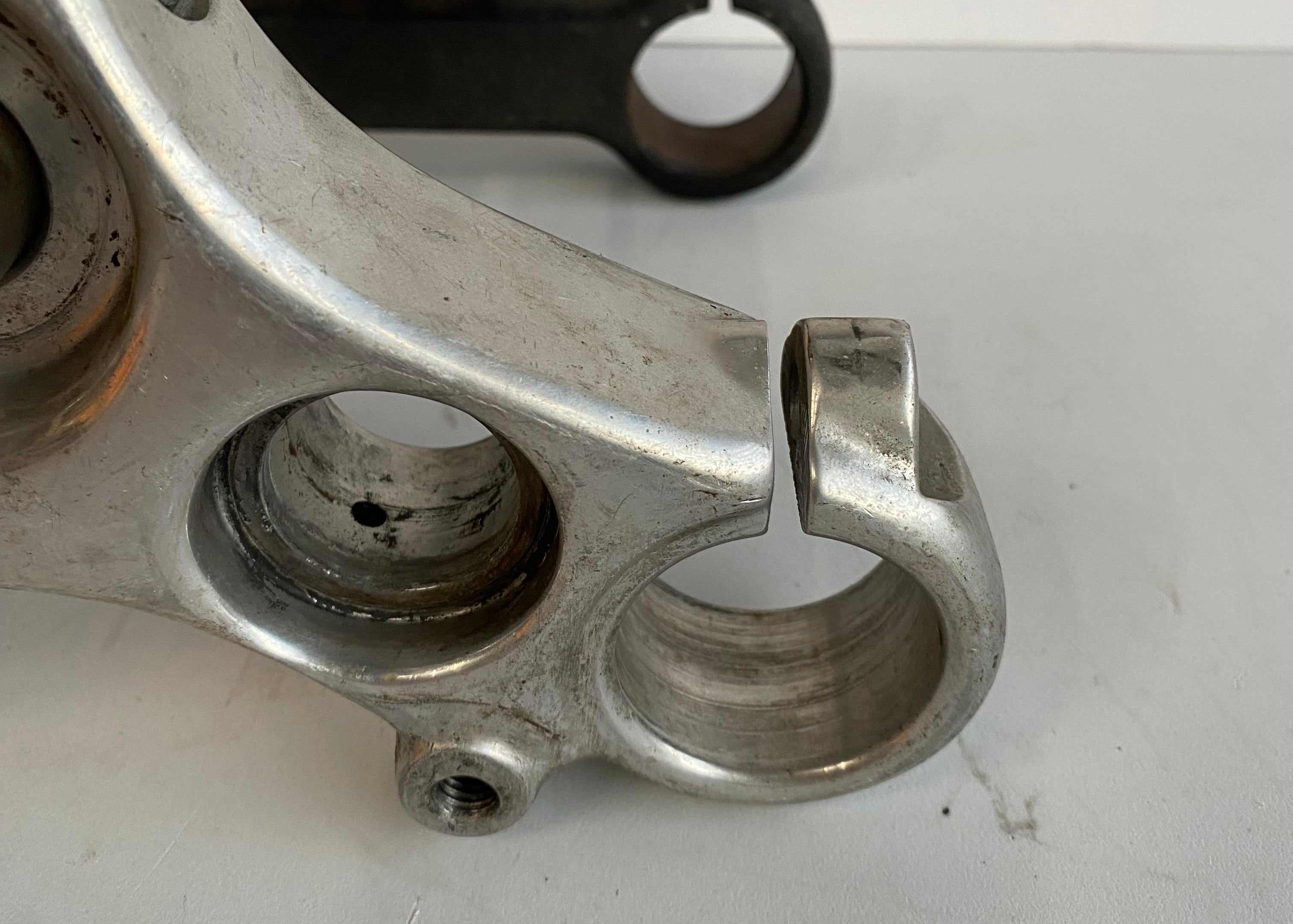 Tés de fourche 39mm Harley Davidson REF 45549-88 & 45739-87