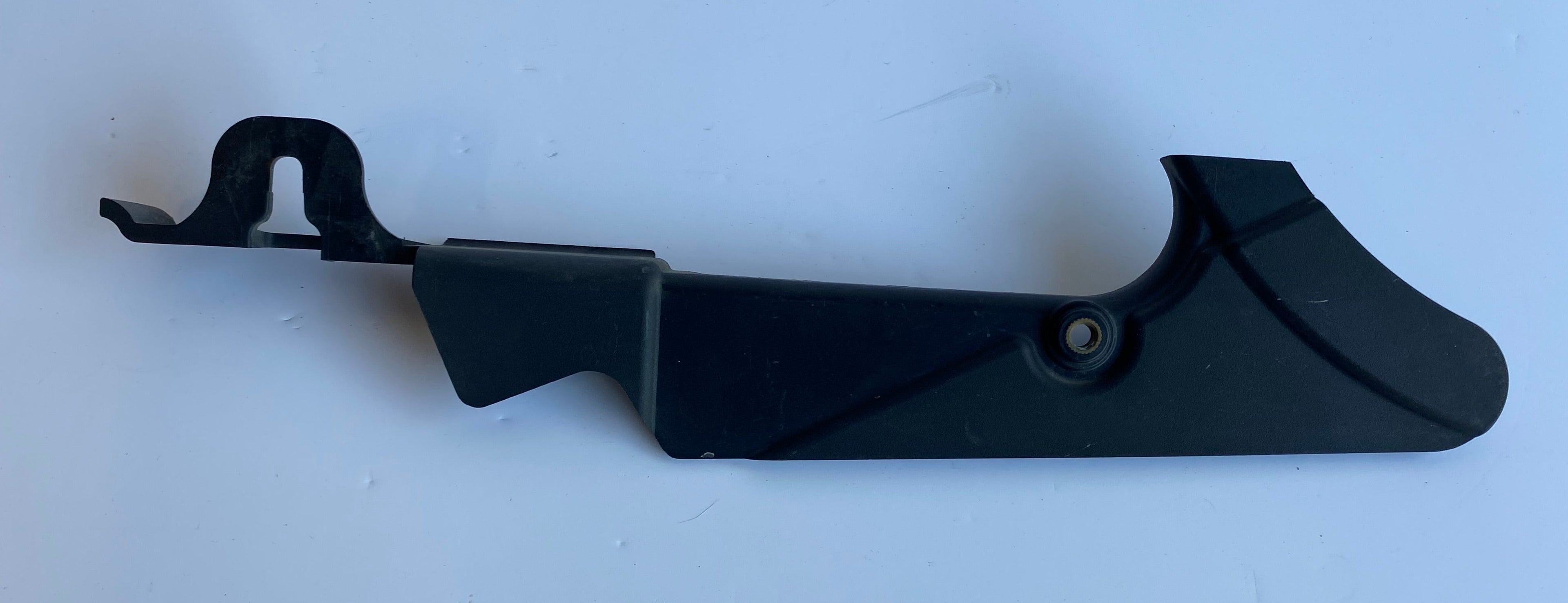 Pare courroie inférieur Softail Rocker FXWC Harley Davidson REF OEM 60545-08