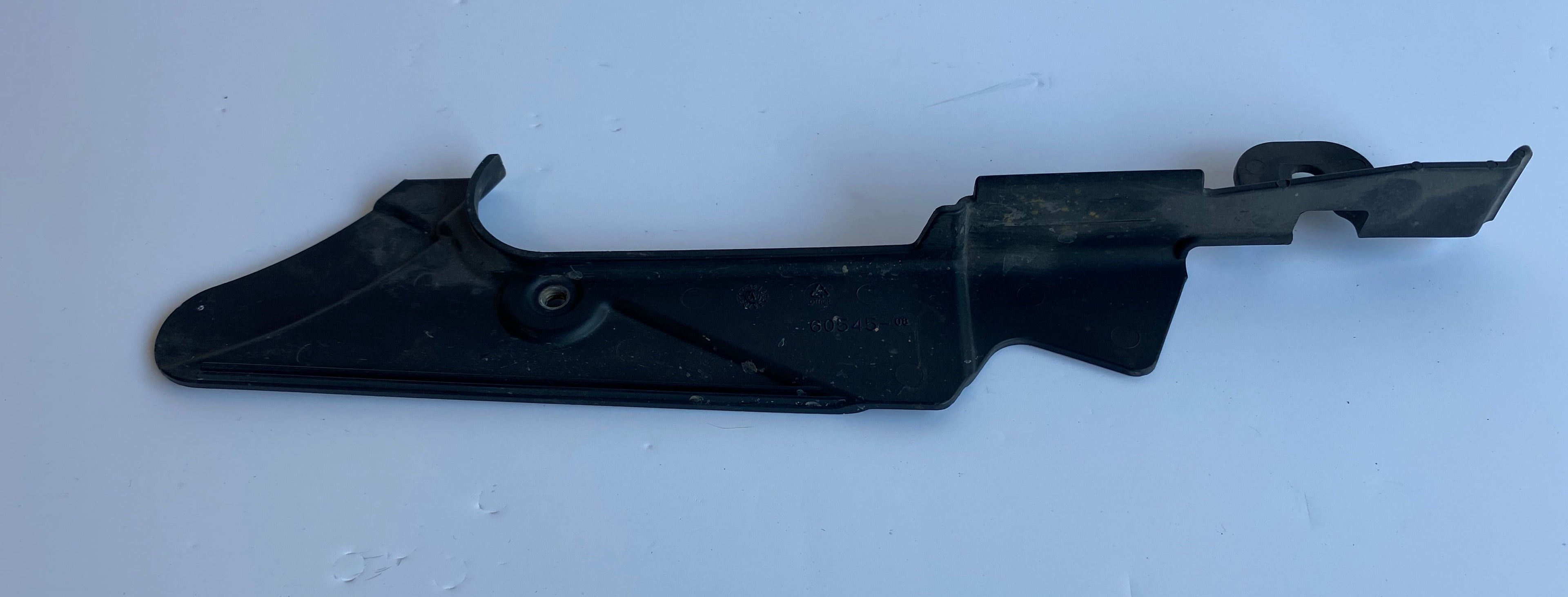 Pare courroie inférieur Softail Rocker FXWC Harley Davidson REF OEM 60545-08