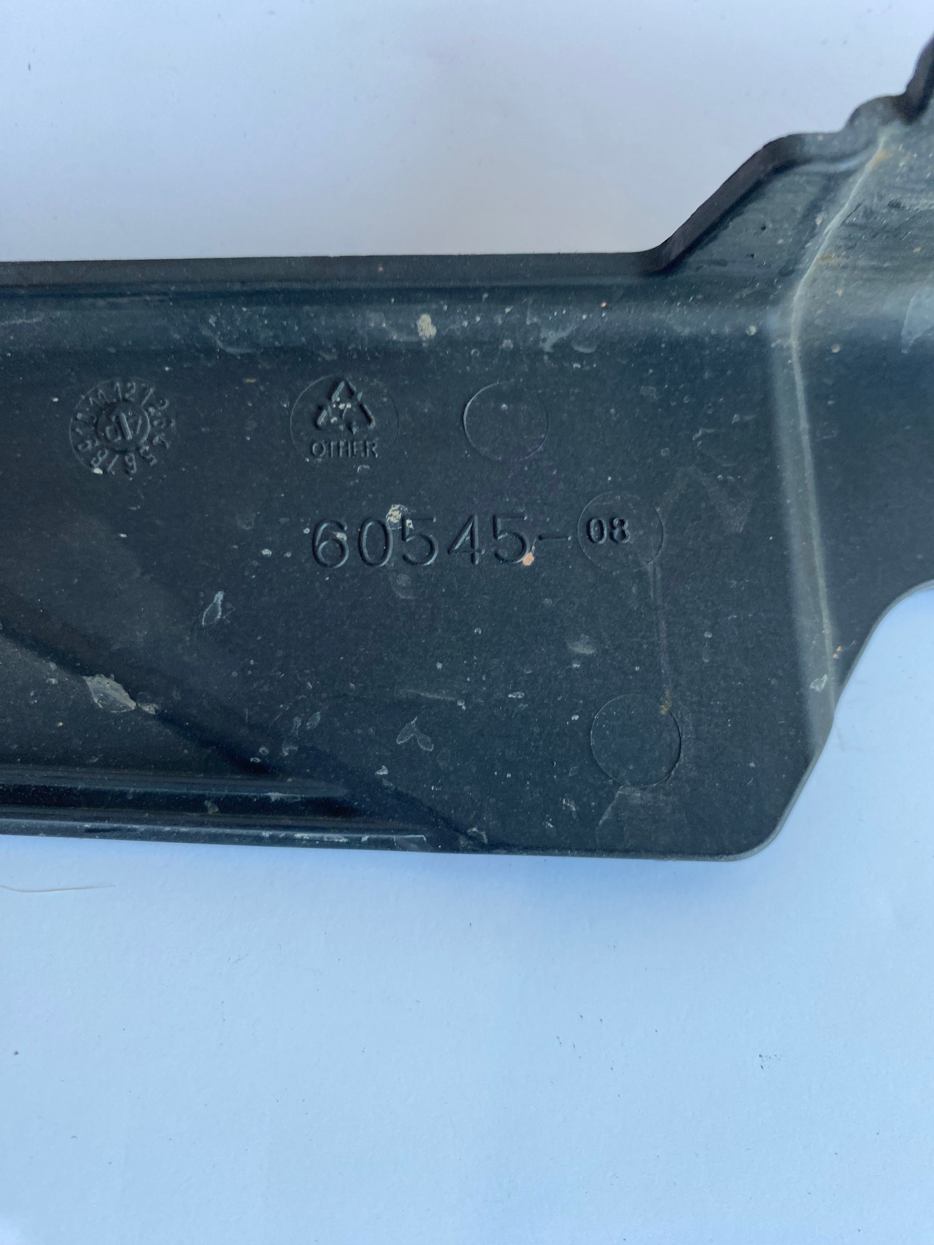 Pare courroie inférieur Softail Rocker FXWC Harley Davidson REF OEM 60545-08