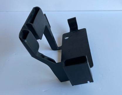Support de batterie Softail Rocker & Breakout Harley Davidson REF OEM 70112-08