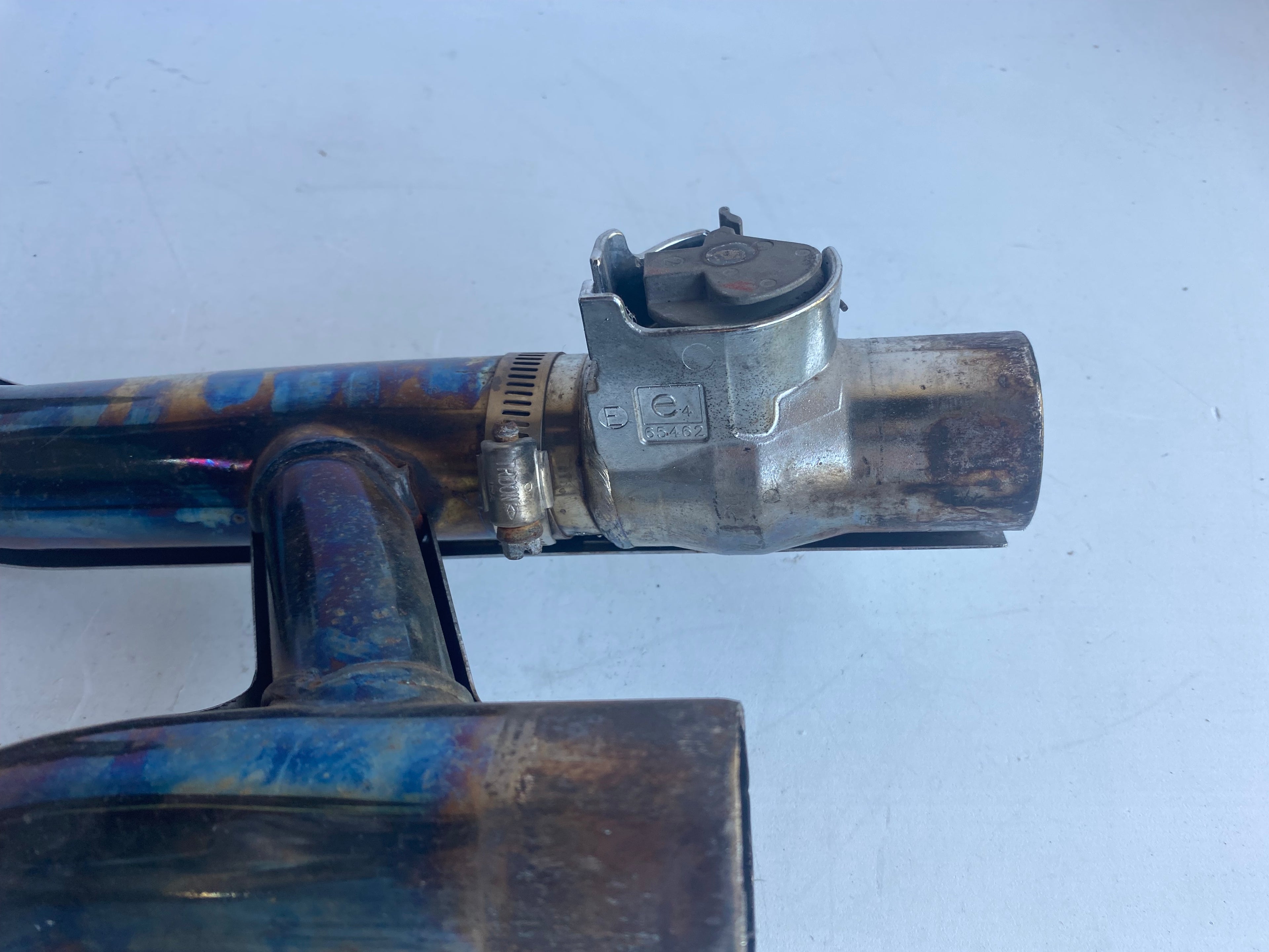 Collecteur d'échappement Softail Fat Boy Harley Davidson REF OEM 66784-07A