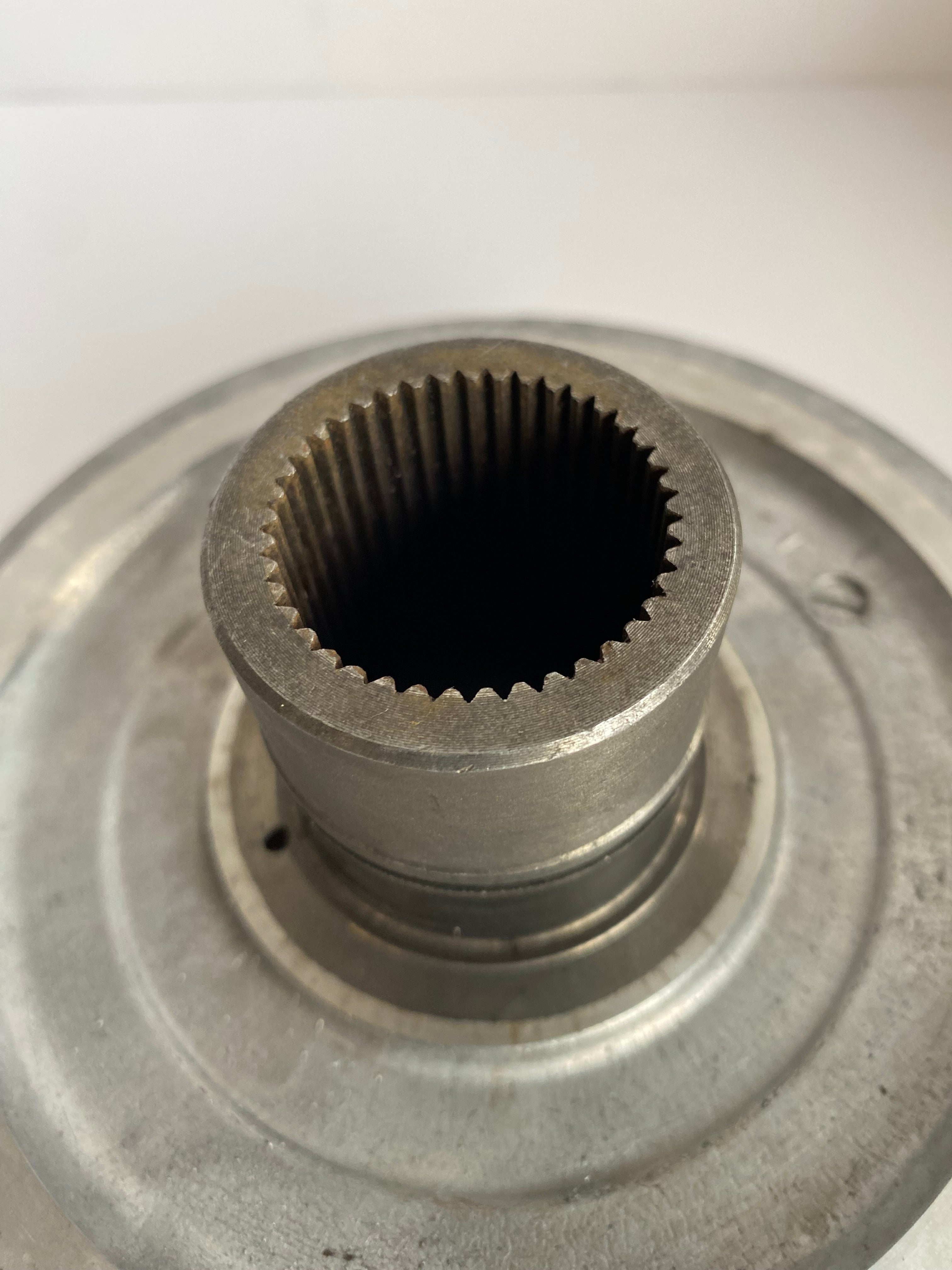 Noix embrayage Sportster Harley Davidson REF OEM 36785-84