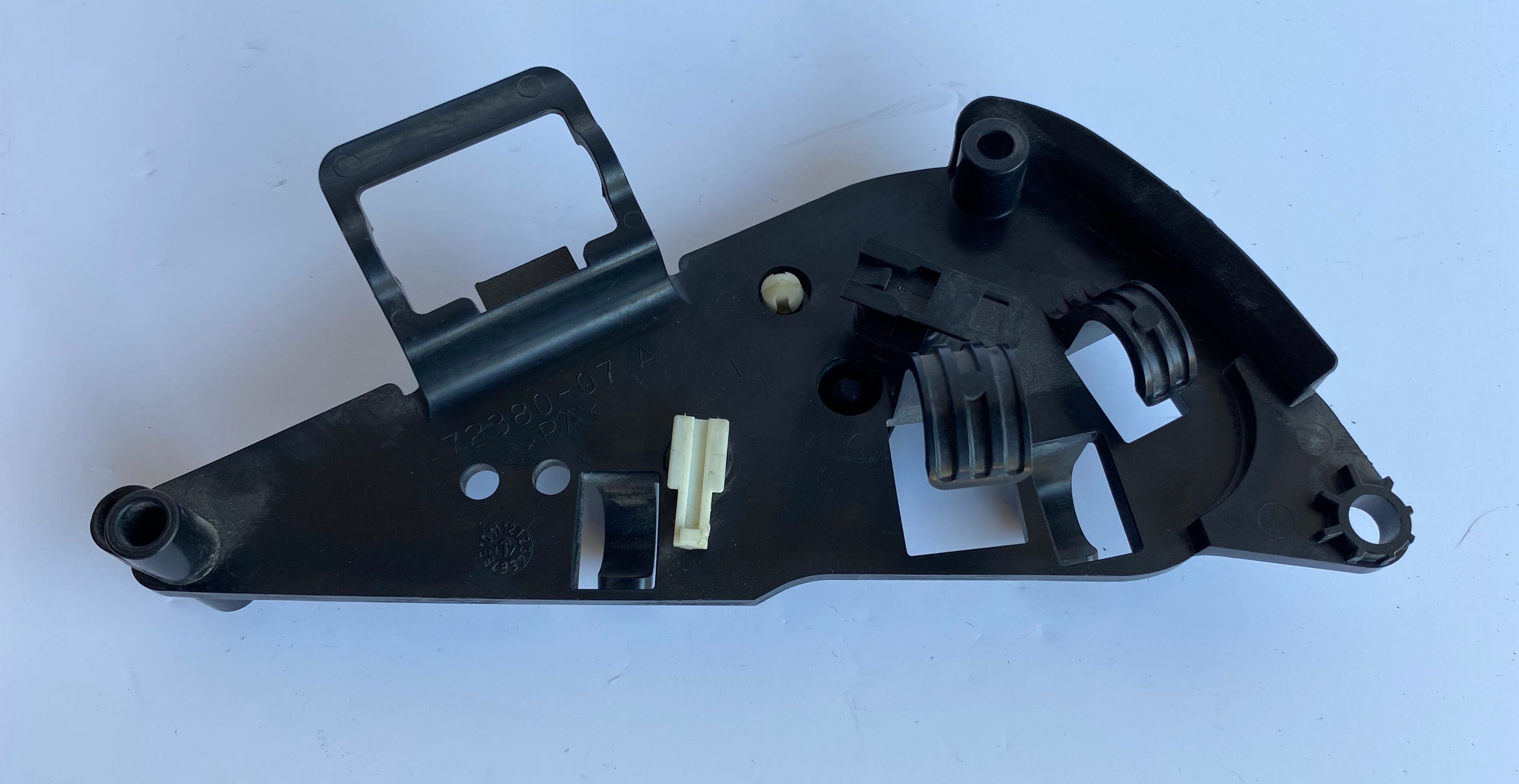 Support de prises faisceau électrique Harley Davidson REF OEM 72380-07