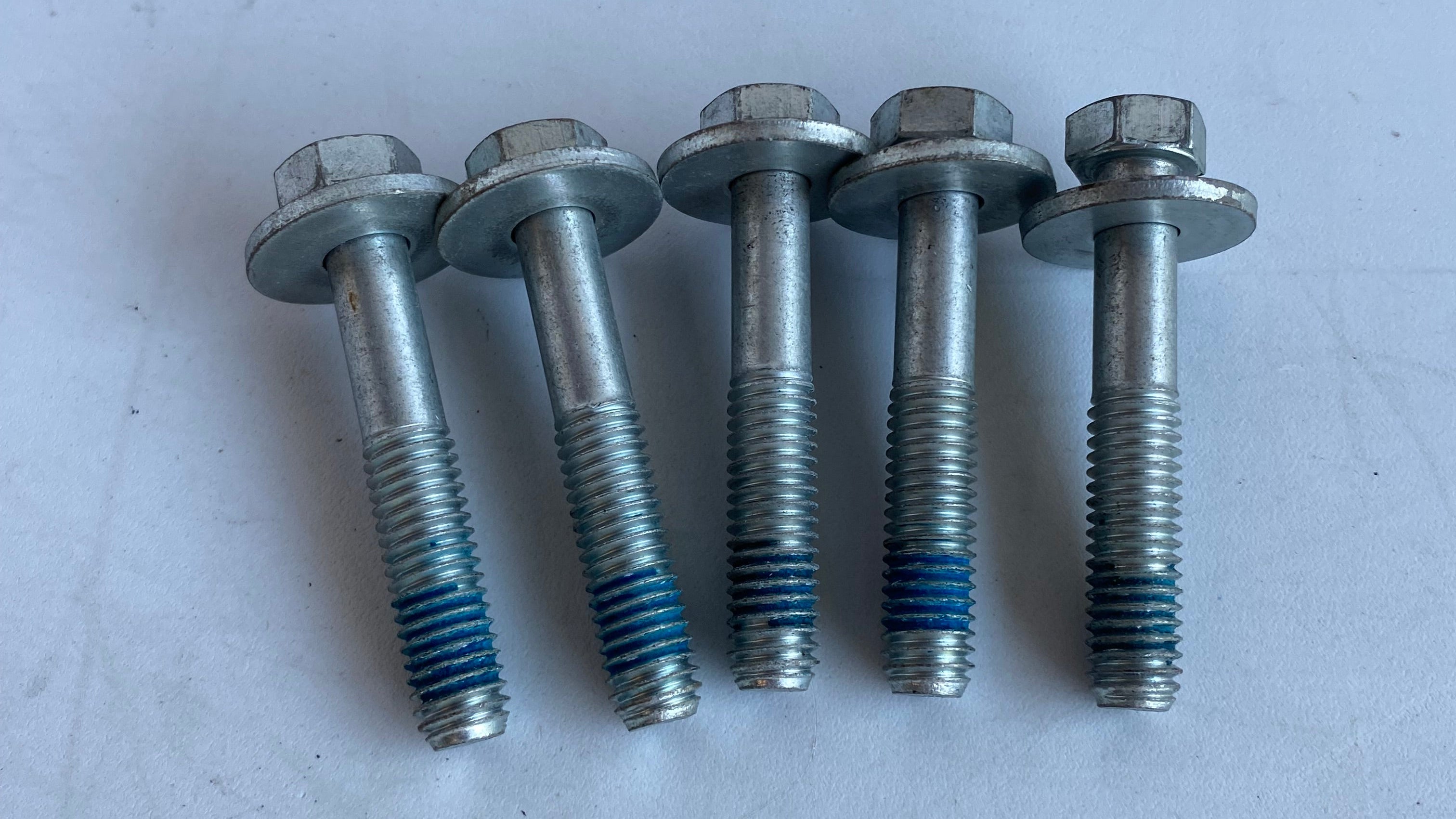 Kit de 5 vis couronne secondaire 7/16-14 x 2-1/2" Harley Davidson
