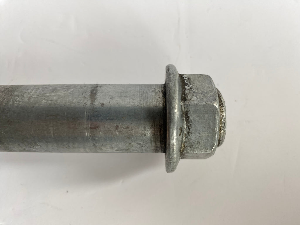 Axe de roue arrière 1 pouce Dyna Harley Davidson REF OEM 41114-06A