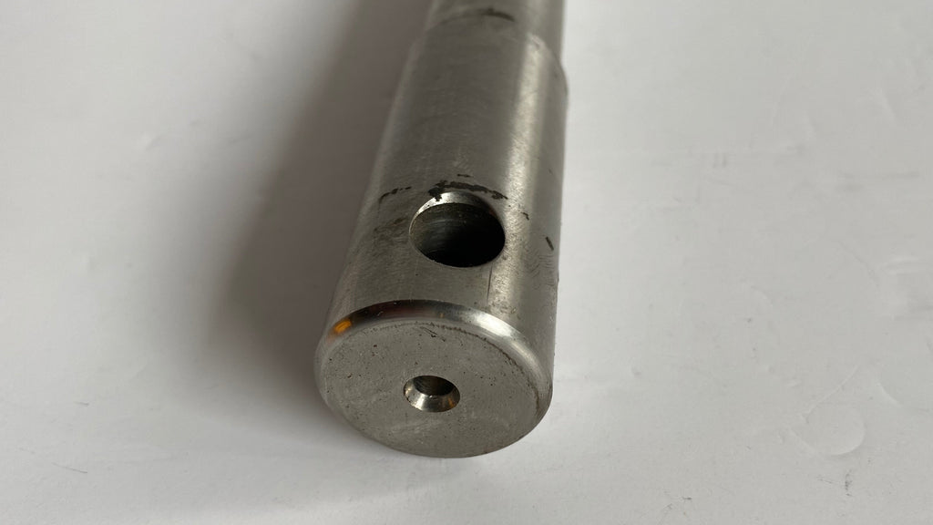 Axe de roue avant 1 pouce Sportster Harley Davidson REF OEM 43895-08