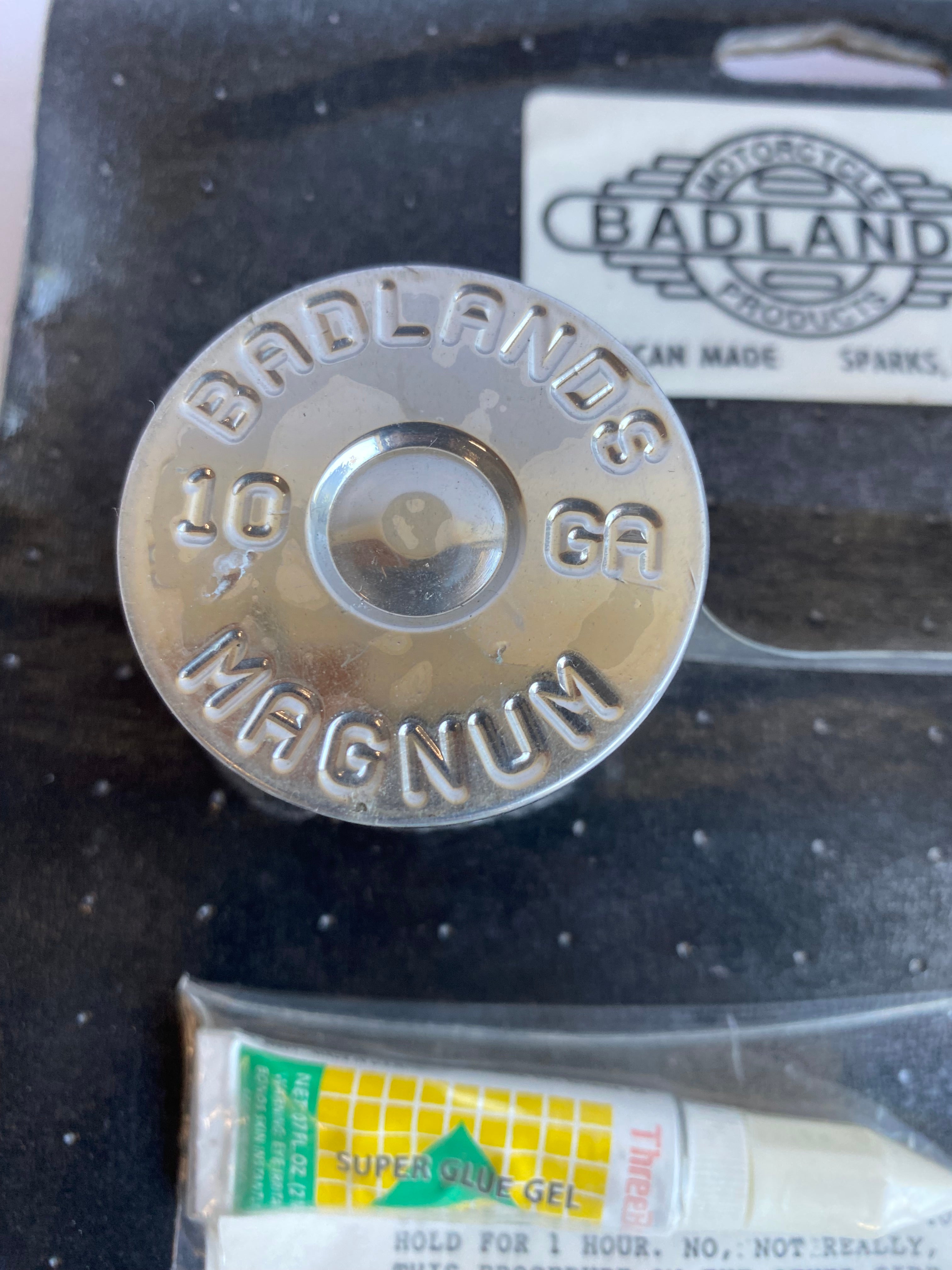 Badlands Magnum Chrome Grip Ends Harley Davidson REF 110102