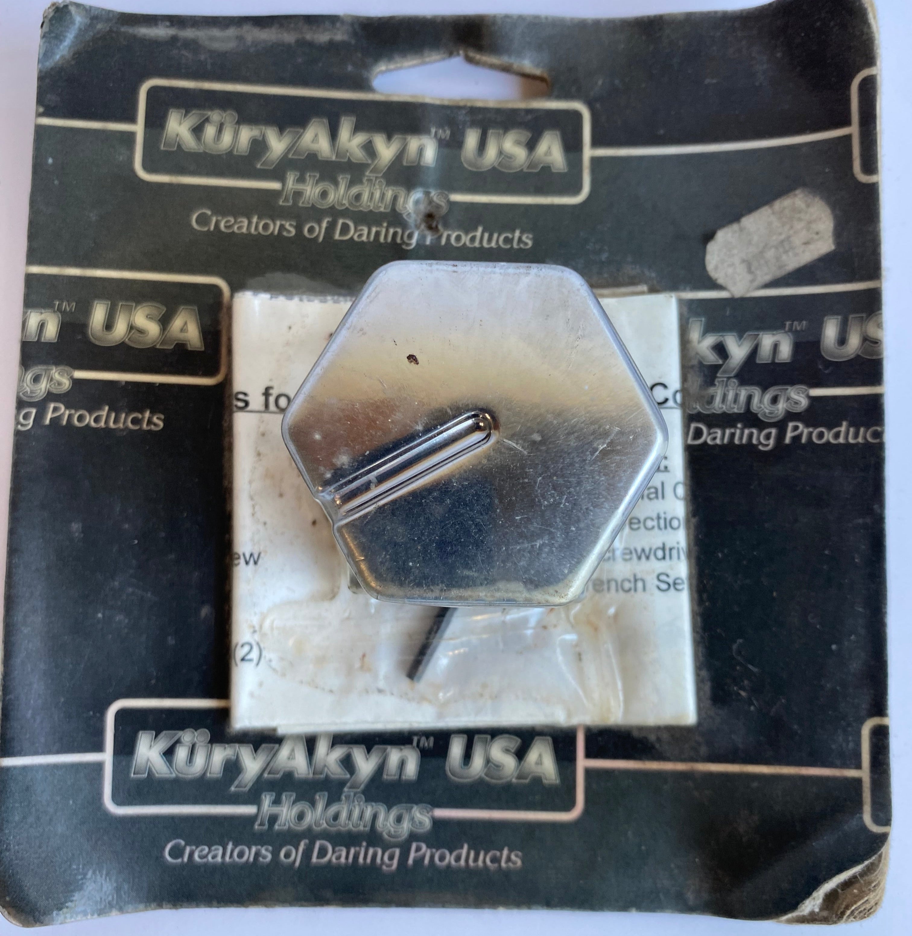 Fuel tap cover for Kuryakyn Harley Davidson petrol tank REF 2011