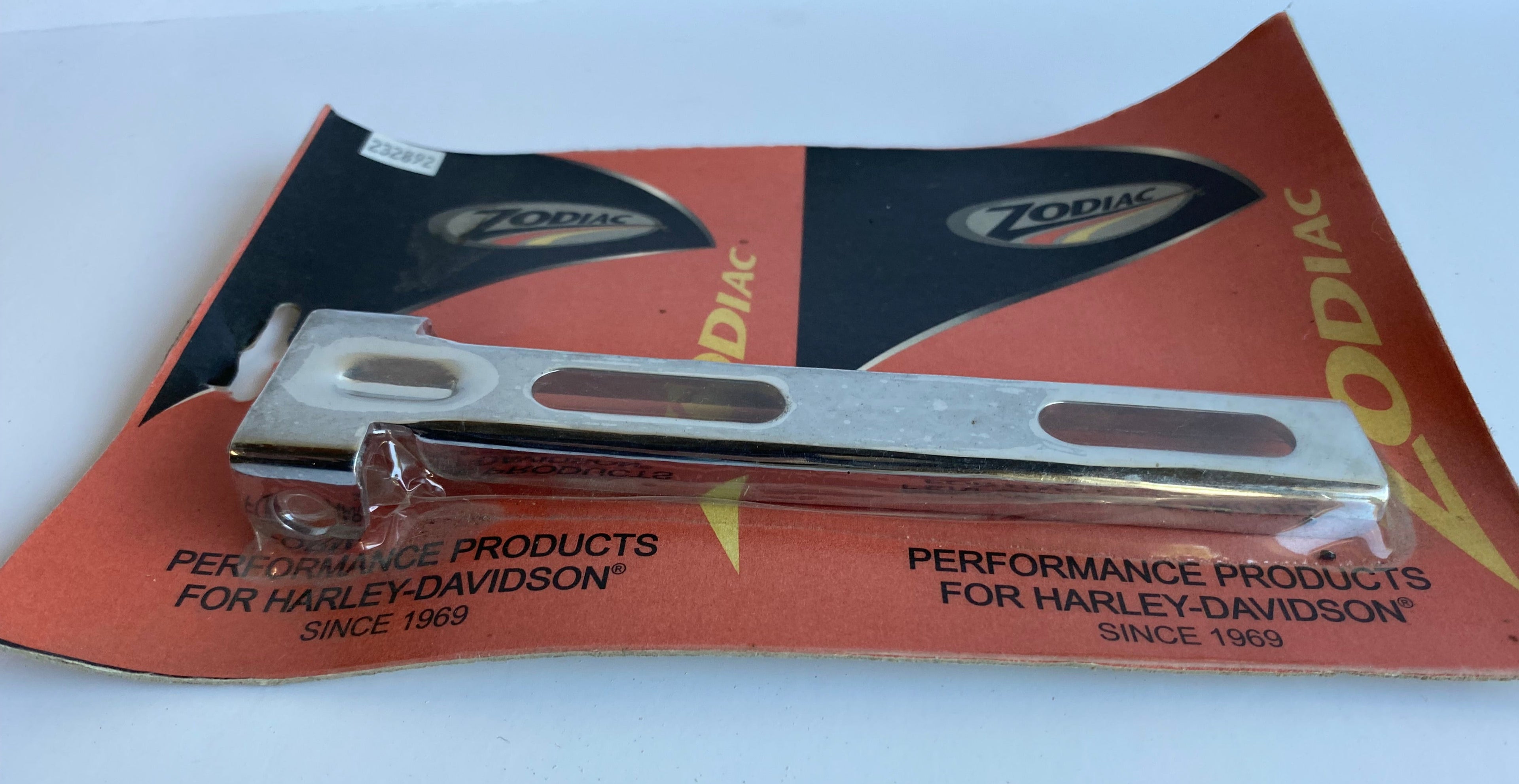 Support selle solo à ressort Harley Davidson REF Zodiac 232892