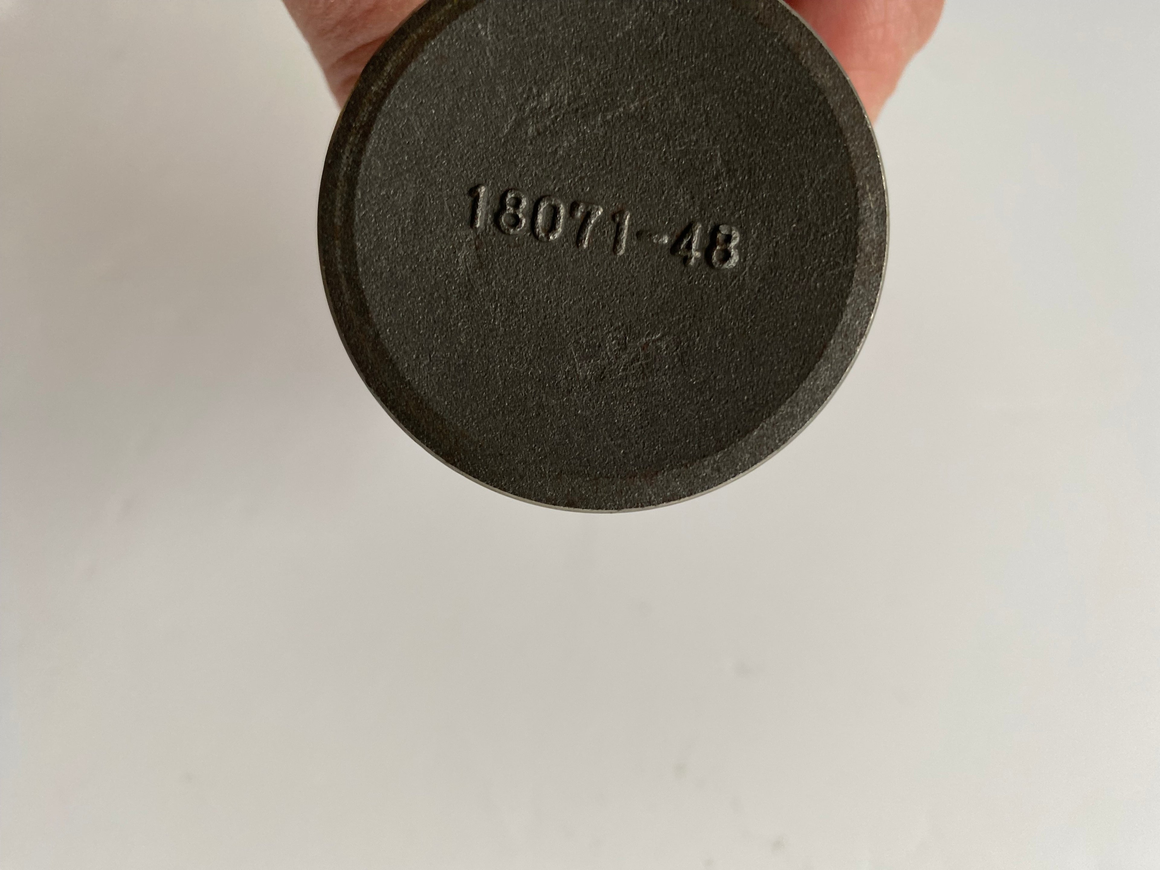 Soupape d'admission Panhead Harley Davidson REF OEM 18071-48