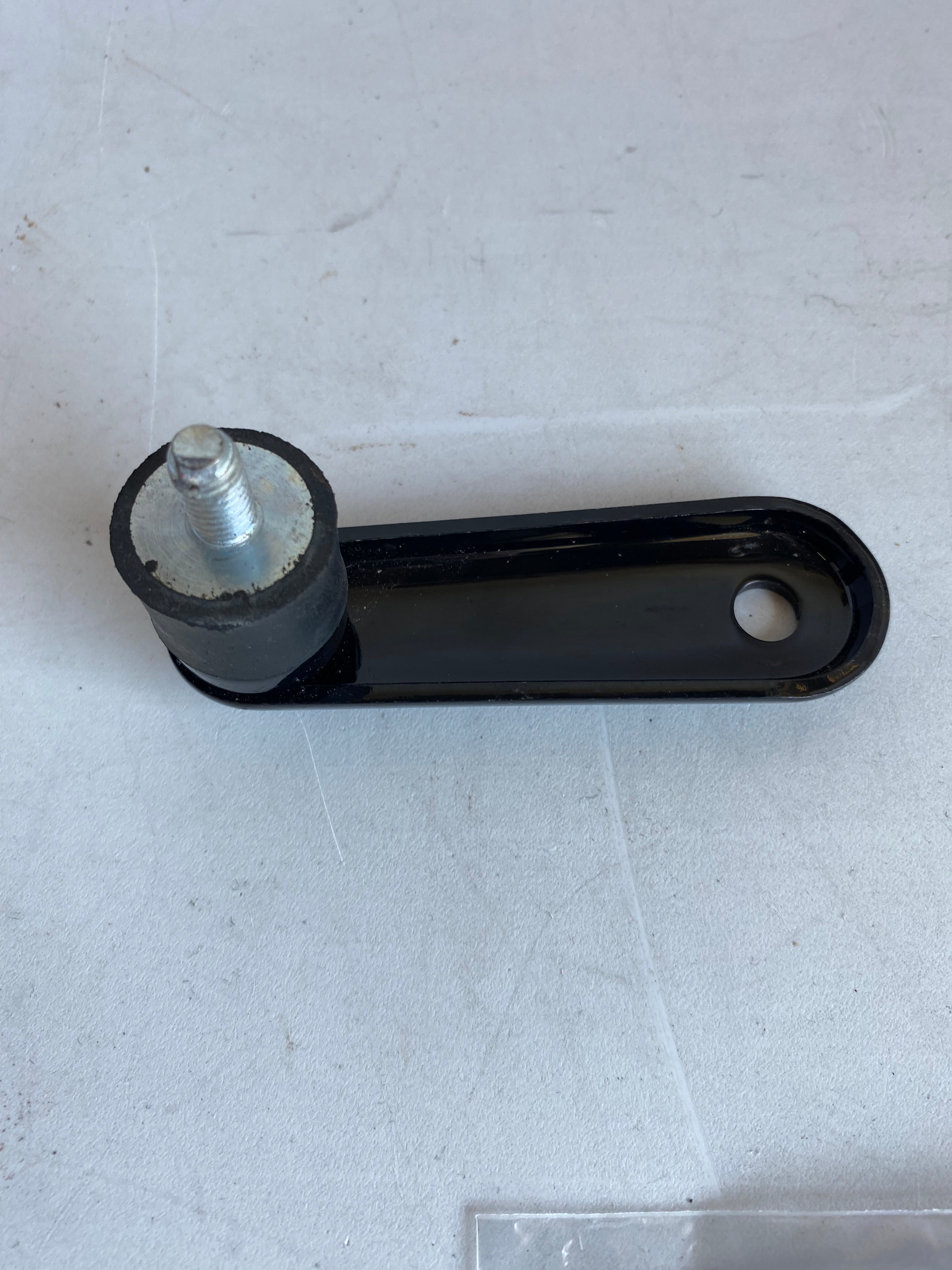 Support de sacoche inférieur avant Softail Héritage Harley Davidson REF OEM 90346-00