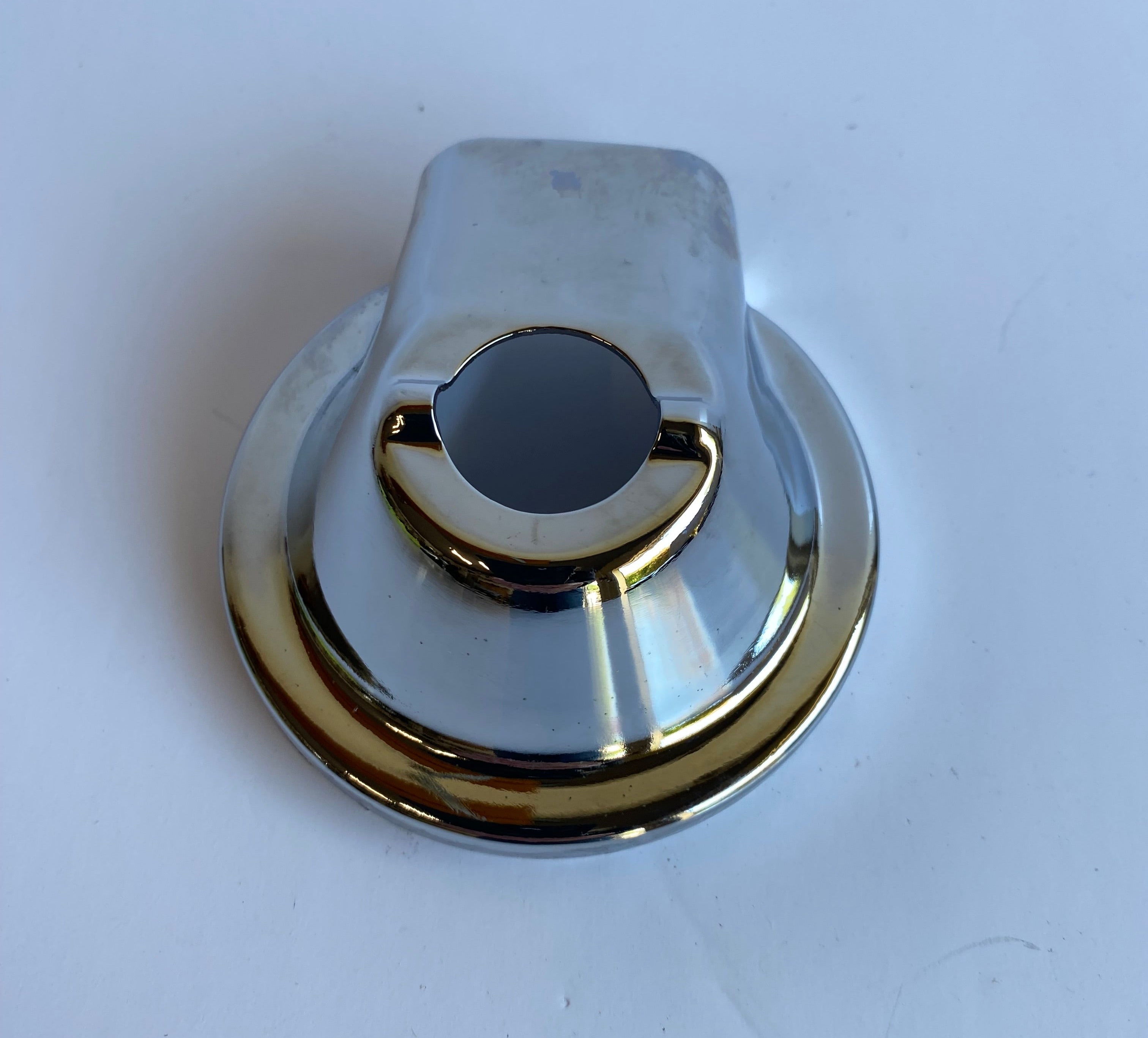 Chrome Oil Filter Holder Cover Softail Harley Davidson REF CCI 23-168