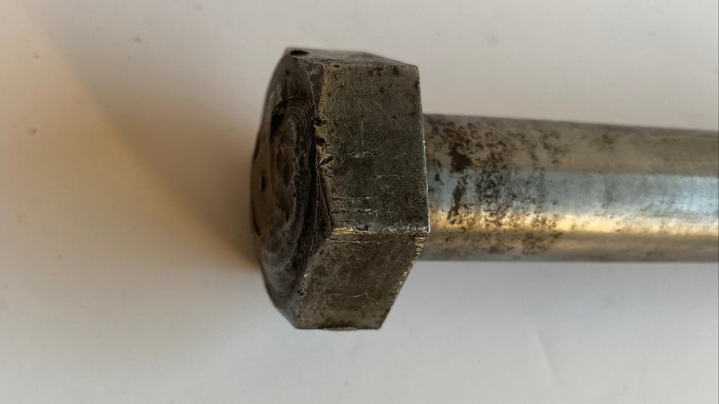 Axe de roue arrière  Sportster Harley Davidson REF OEM 41563-77A