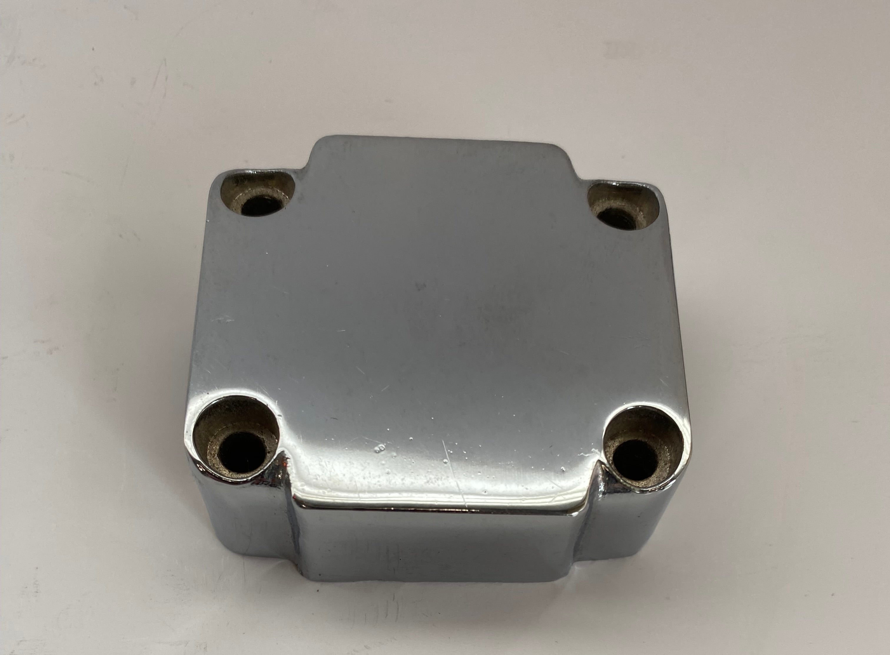 support boutons chrome sans trous Shovelhead Harley Davidson REF MCS 502555