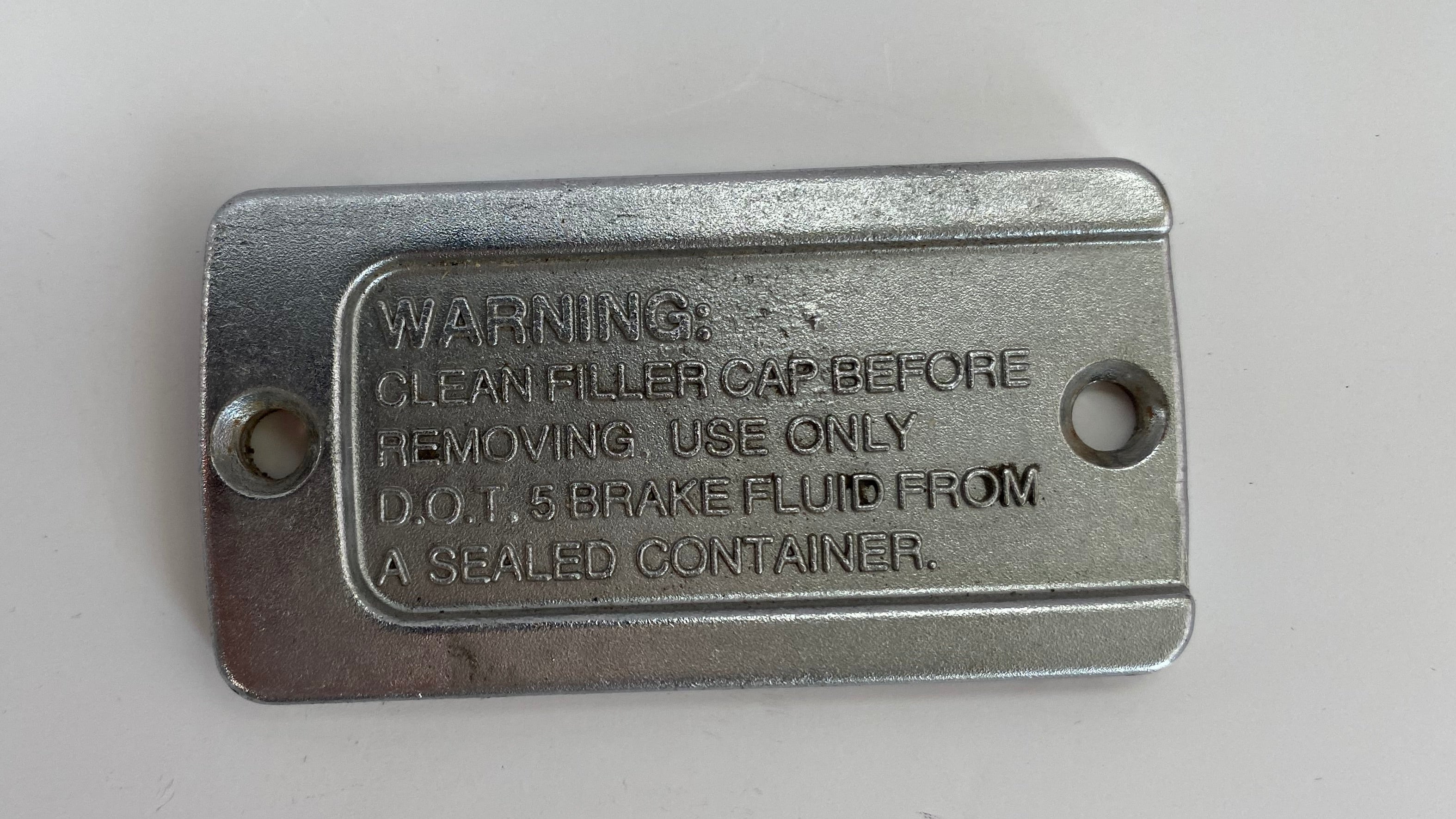 Couvercle de maitre-cylindre de frein arrière DOT 5 Harley Davidson REF OEM 42381-87