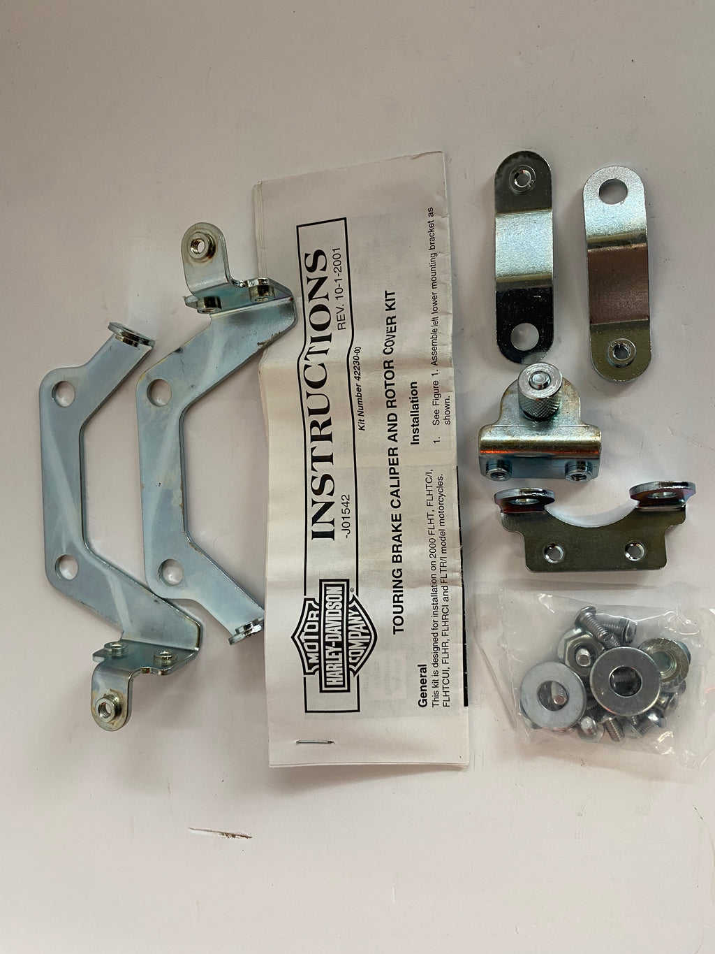 Jeu de caches étriers de frein avant chromé Touring Harley Davidson REF OEM 42230-00