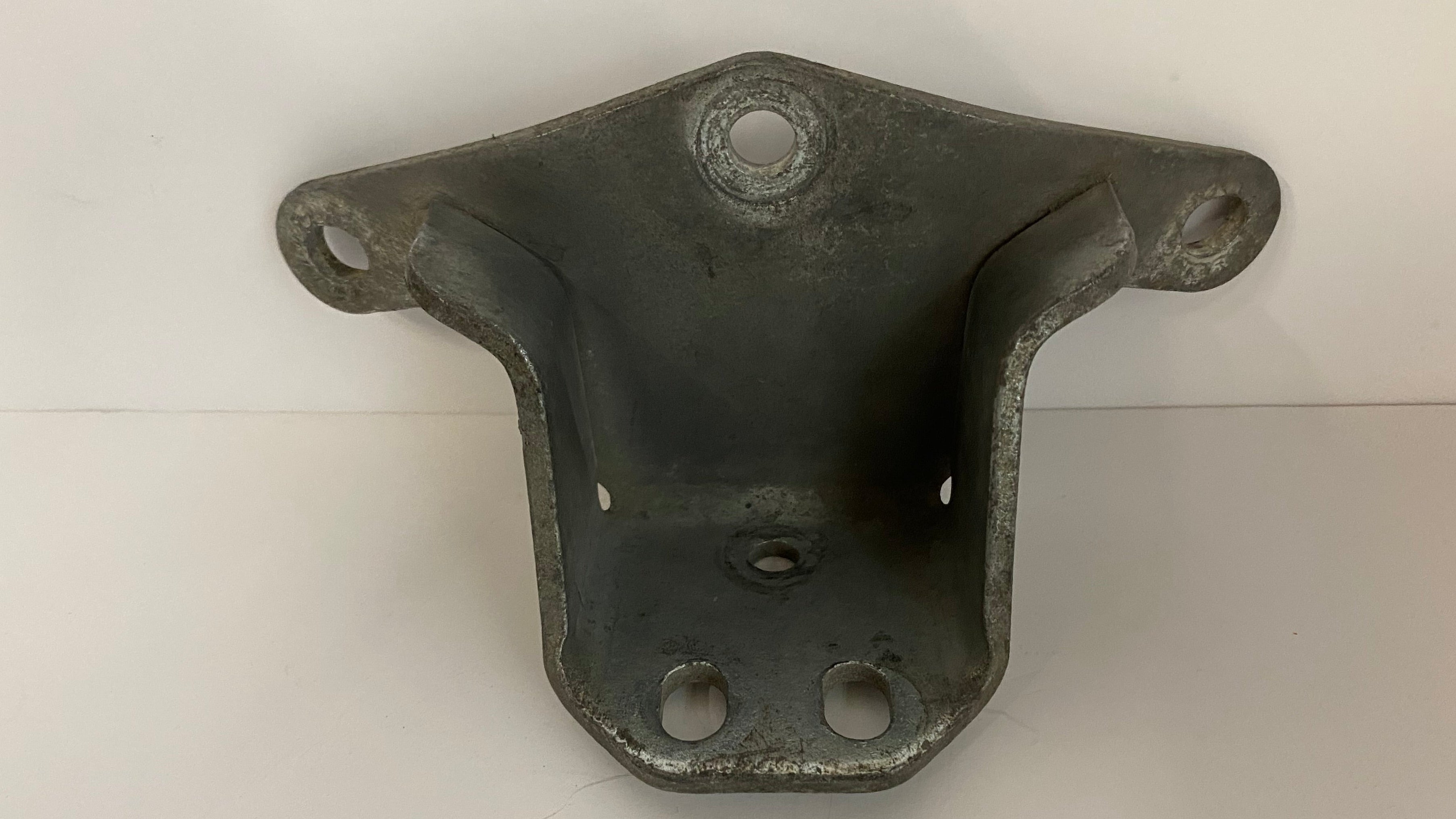 Support moteur supérieur Sportster Harley Davidson REF OEM 16278-95B