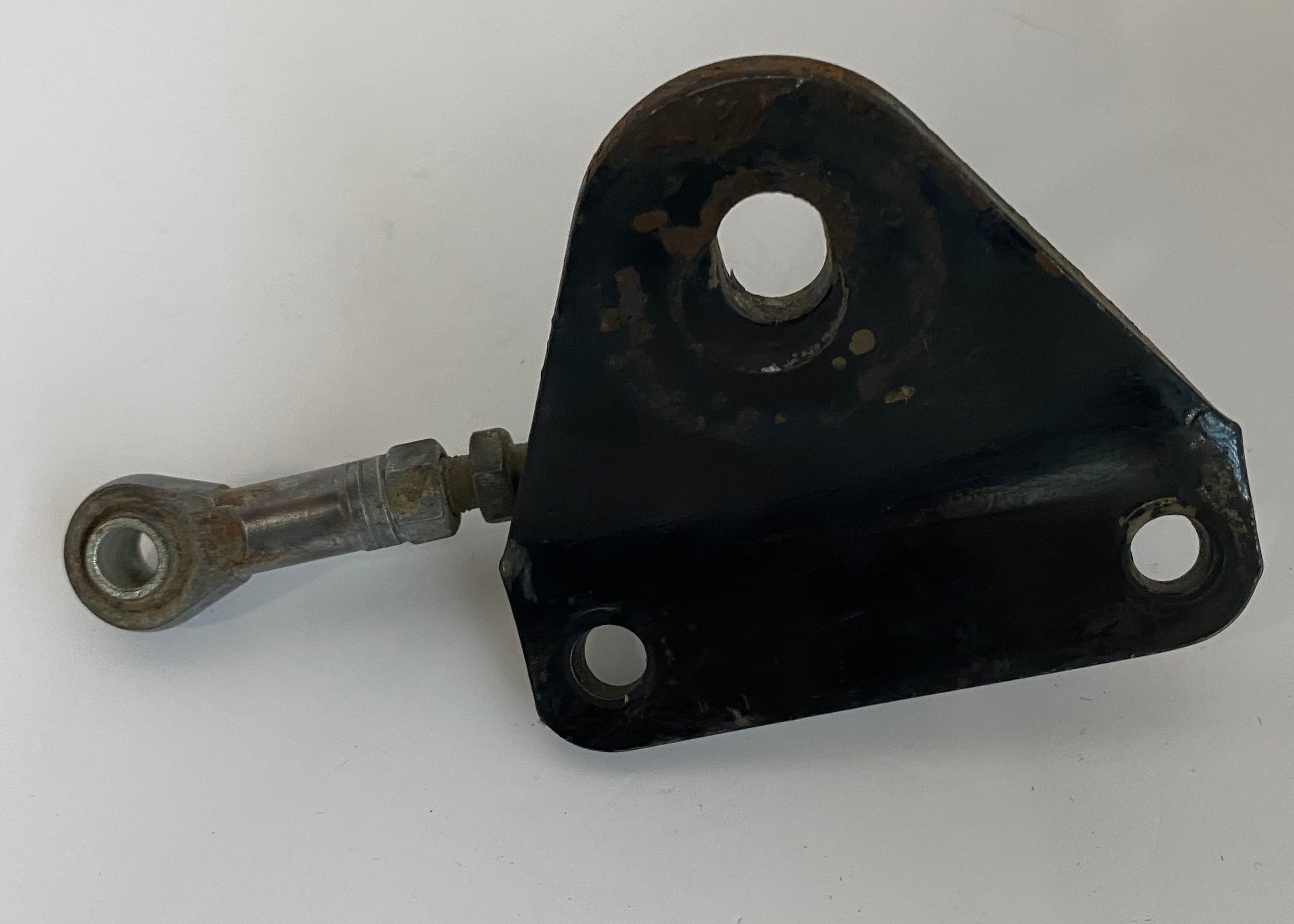 Support moteur inférieur avant Harley Davidson REF OEM 47159-79A & 16219-79C