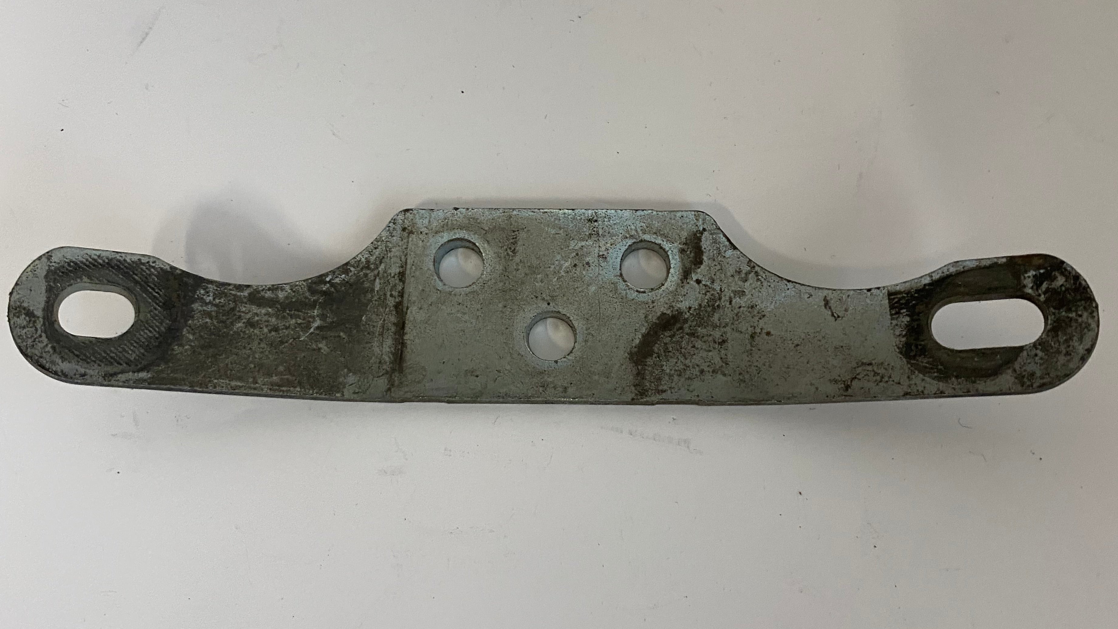 Support moteur supérieur Harley Davidson REF OEM 16242-90