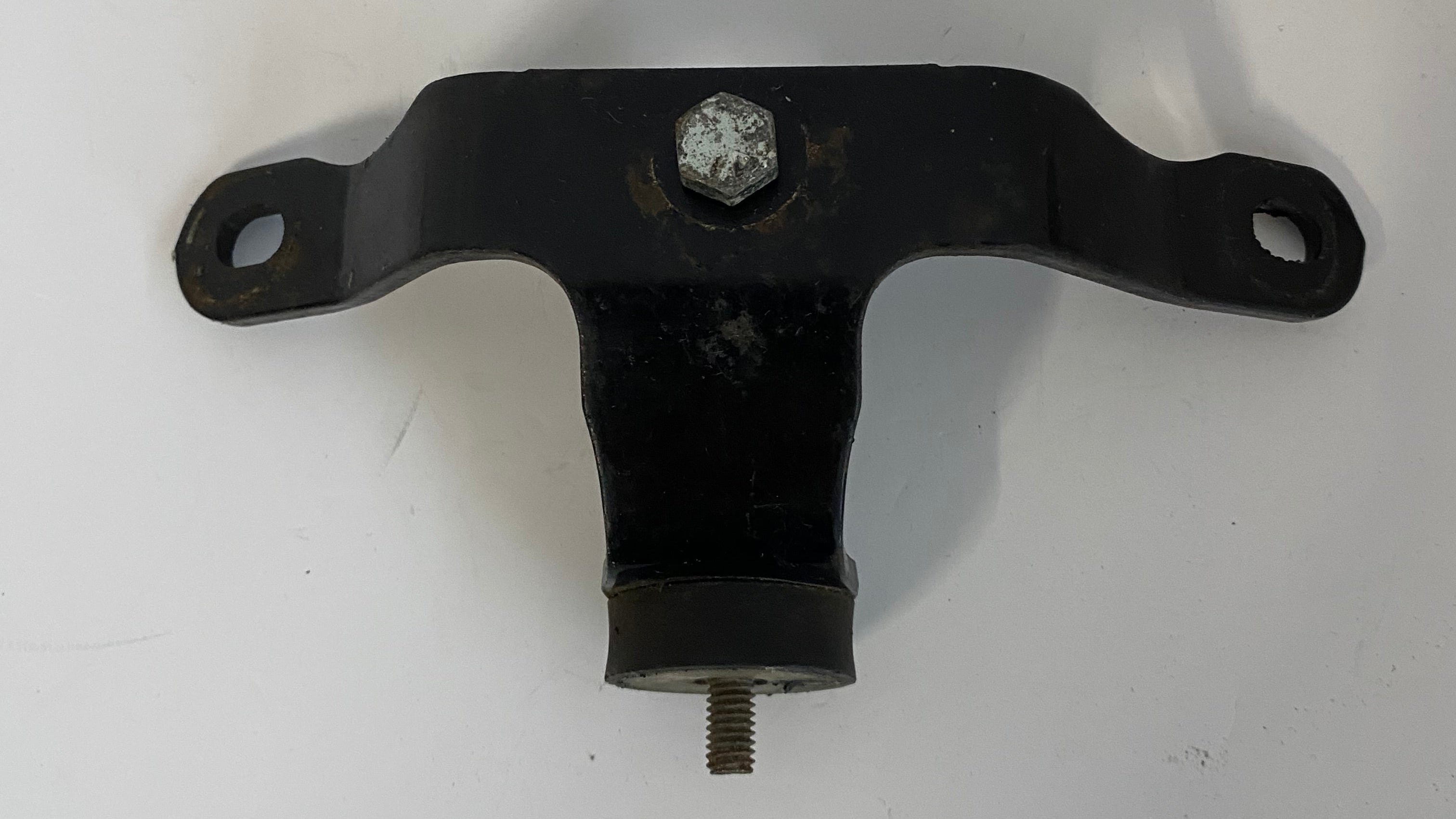 Support moteur supérieur Harley Davidson REF OEM 16316-99