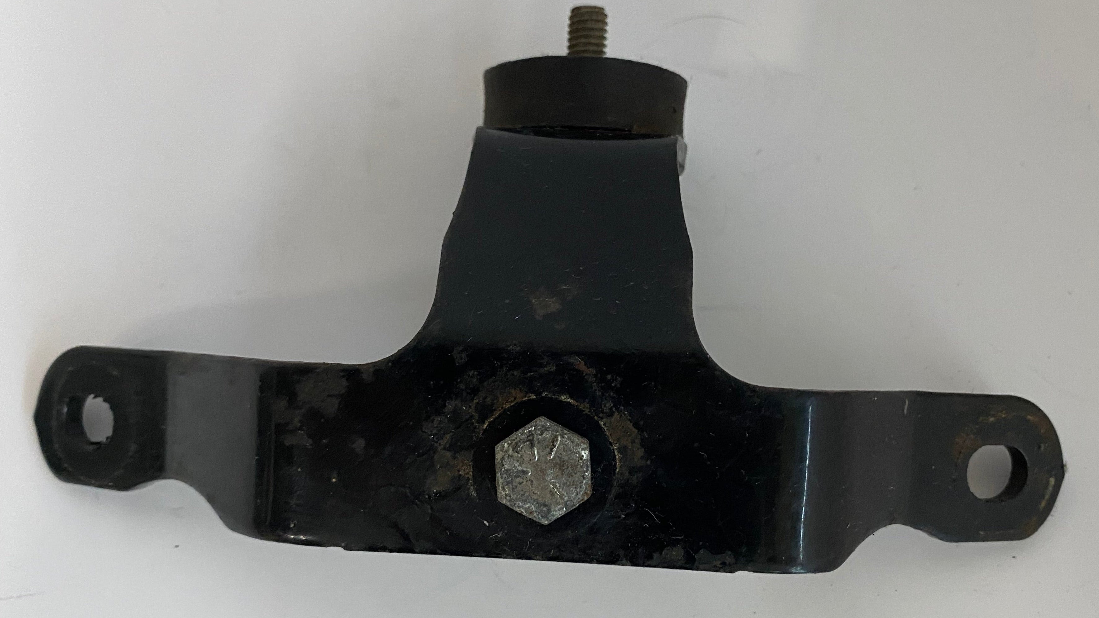 Support moteur supérieur Harley Davidson REF OEM 16316-99