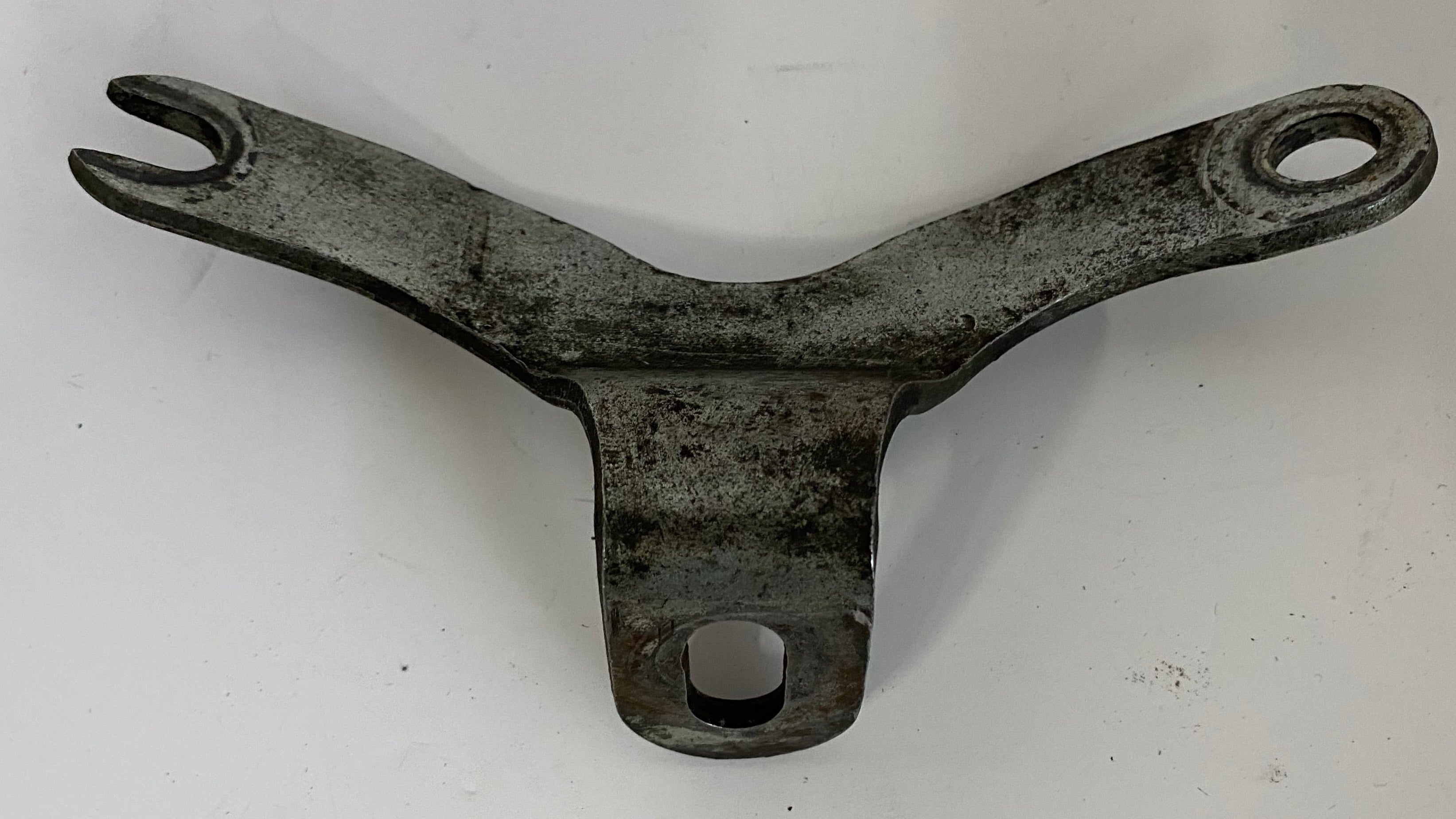 Support moteur supérieur Shovelhead Panhead Harley Davidson REF OEM 16853-48