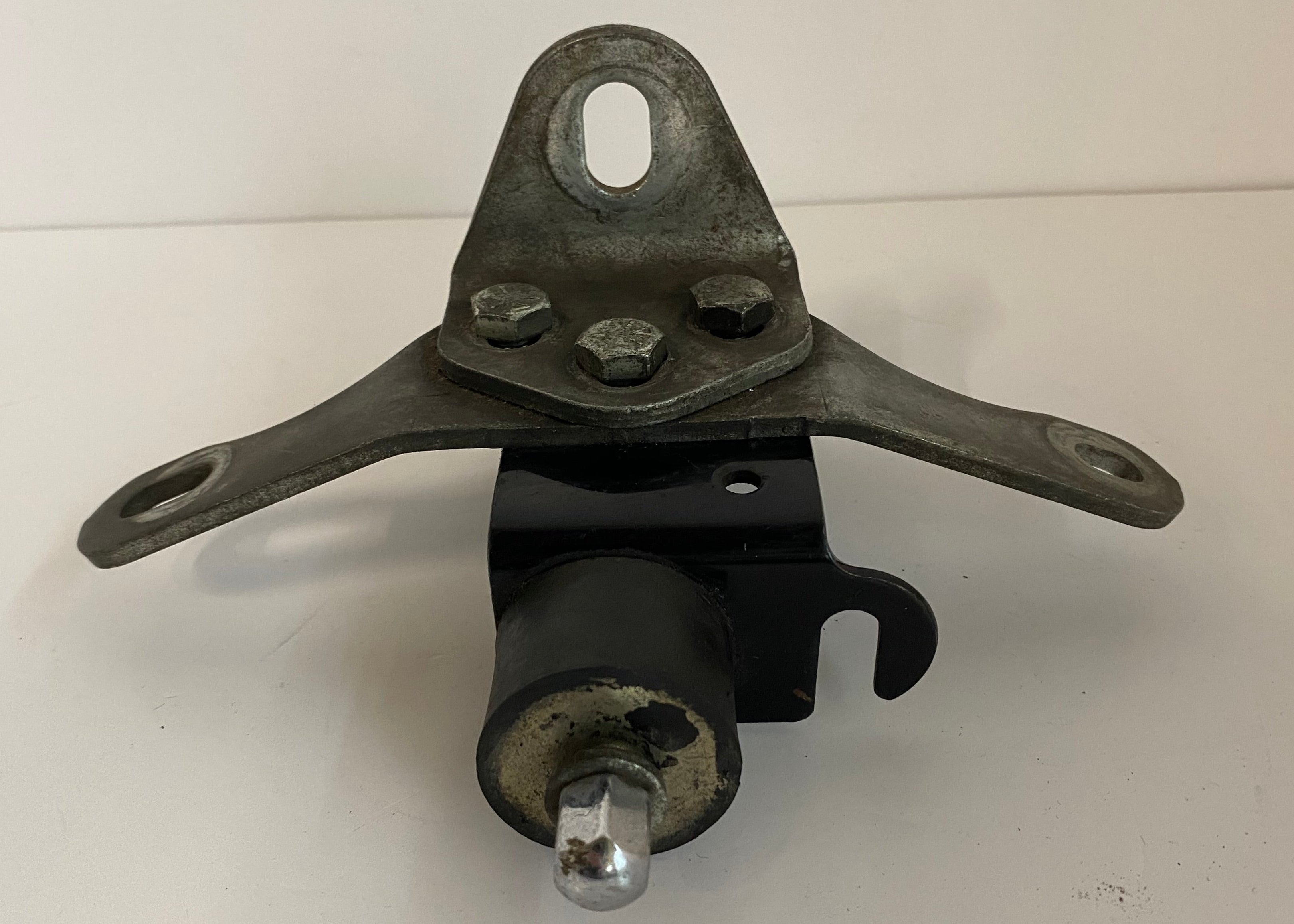 Support moteur supérieur Softail Harley Davidson REF OEM 16242-90 & 16247-91