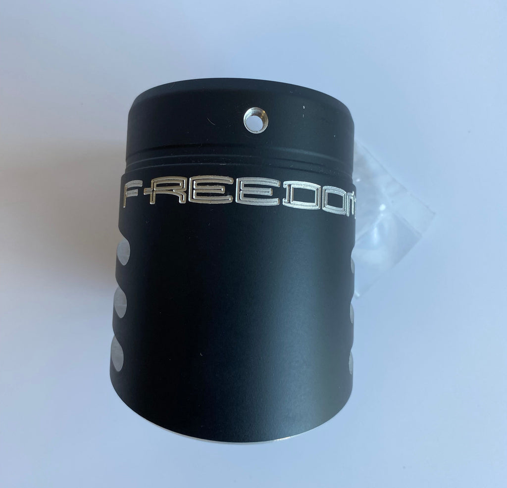 Embout noir de silencieux d'échappement FREEDOM Racing 3-1/4 Harley Davidson REF AC00070