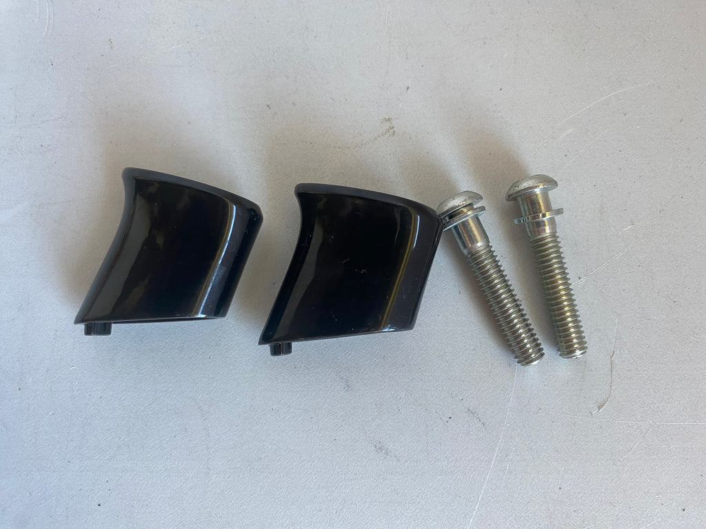 Jeu de 2 supports de clignotants arrière noirs Softail Harley Davidson REF OEM 69933-08