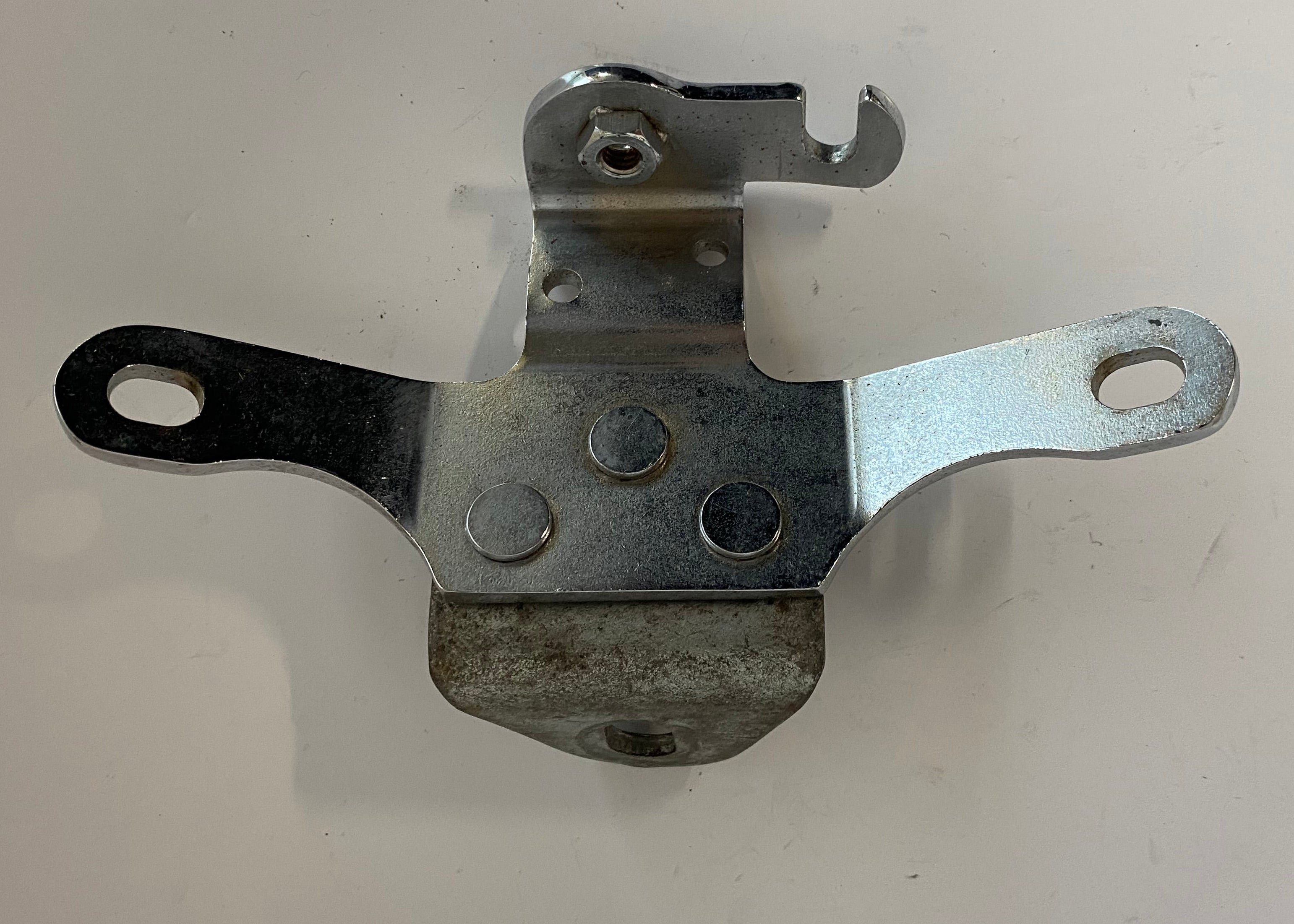 Support moteur supérieur chrome Softail Harley Davidson REF OEM 69136-00