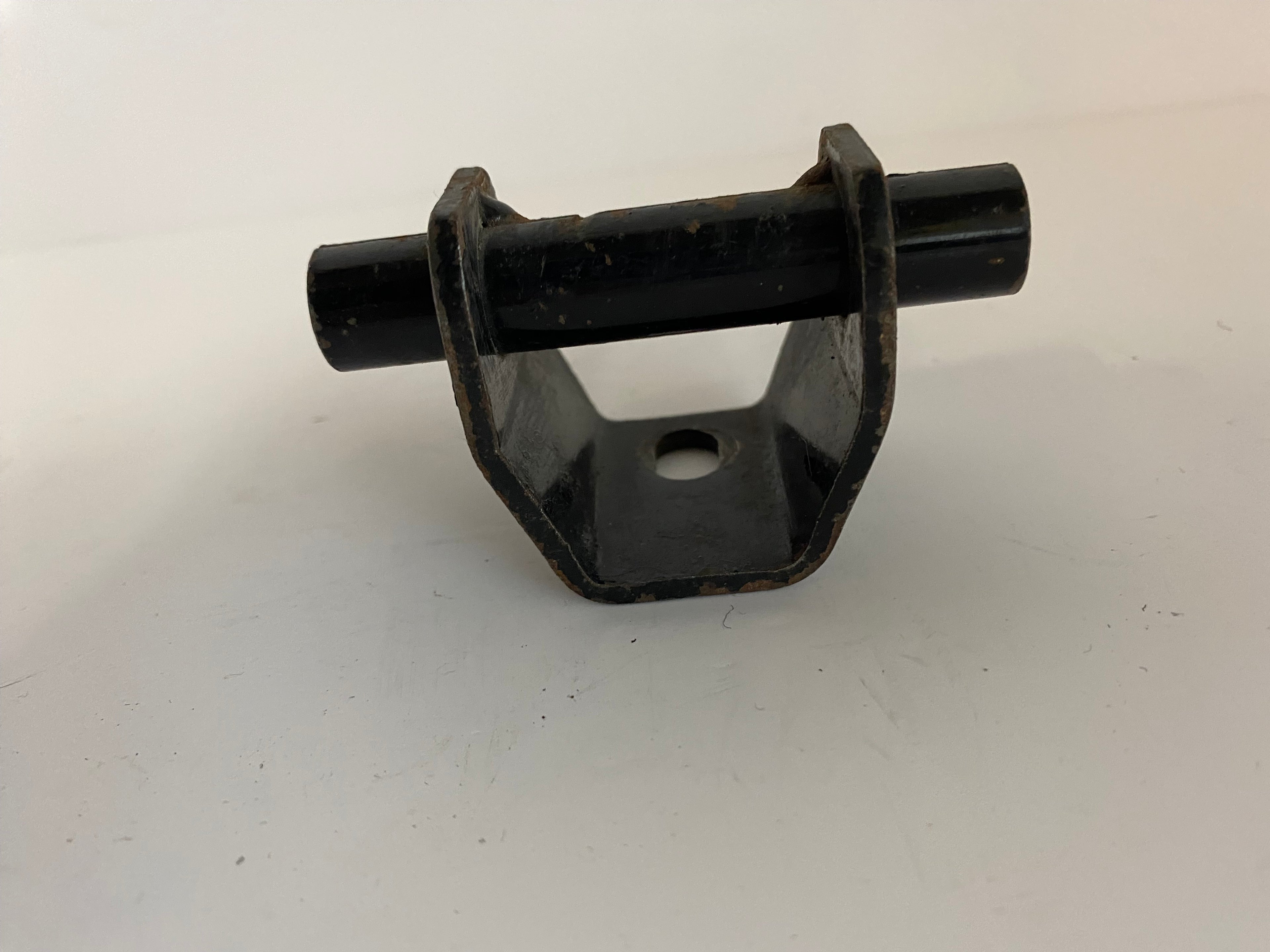 Support de réservoir supérieur Softail Harley Davidson REF OEM 61660-85