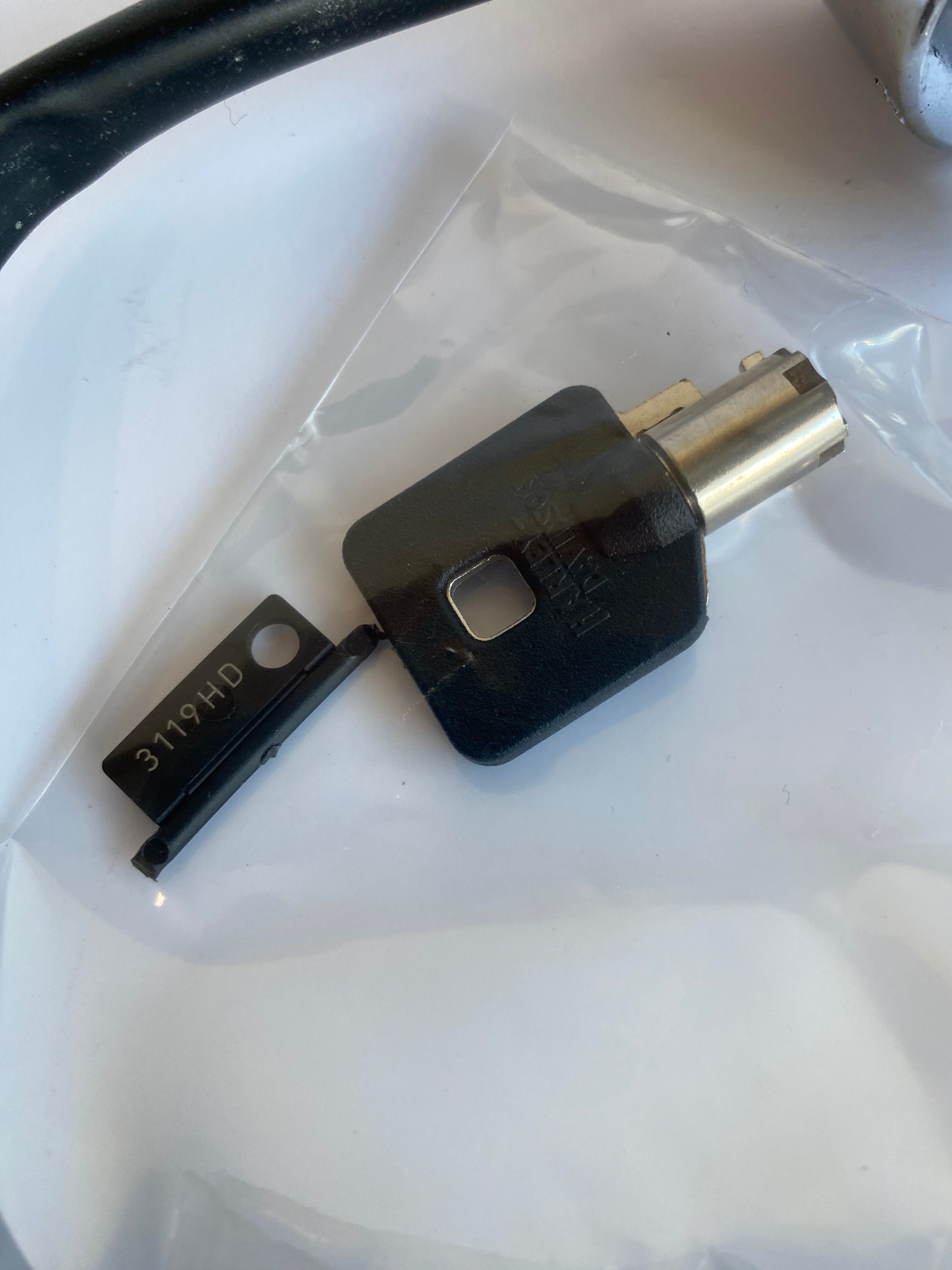 Contacteur à clé Dyna Harley Davidson REF OEM 71428-90B