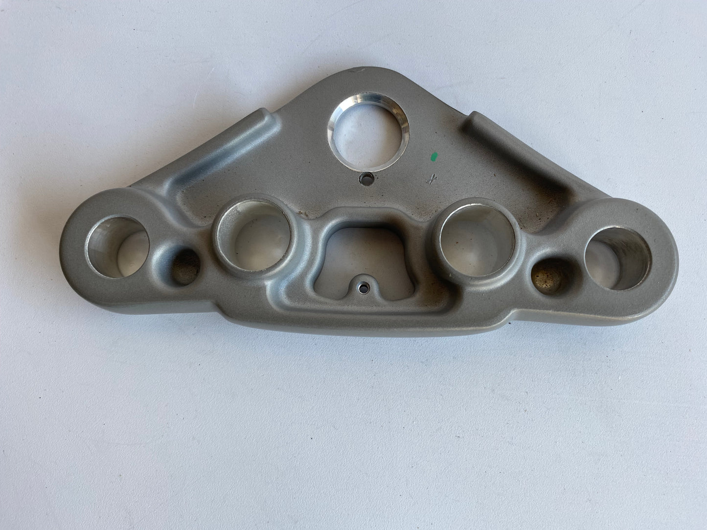 Té de fourche supérieur Softail Rocker FXWC Harley Davidson REF OEM 46705-08