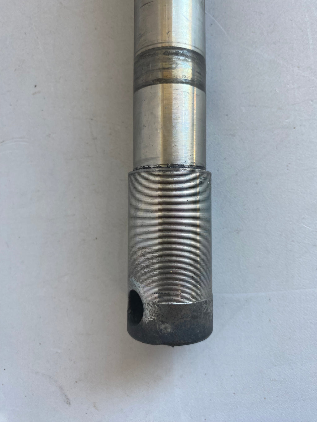 Axe de roue avant Sportster Harley Davidson REF OEM 41628-08